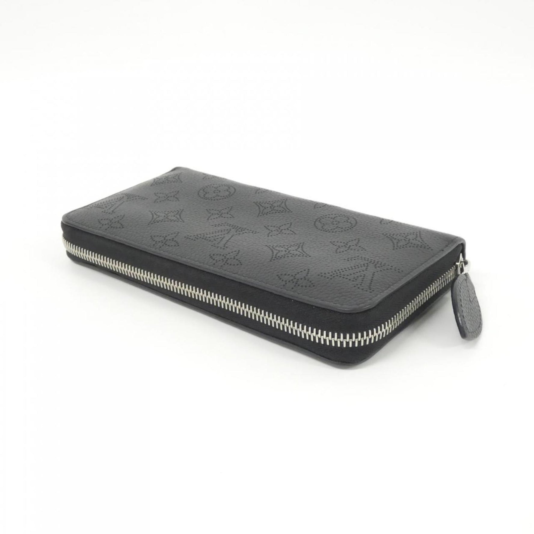 Louis Vuitton Mahina Zippy Wallet