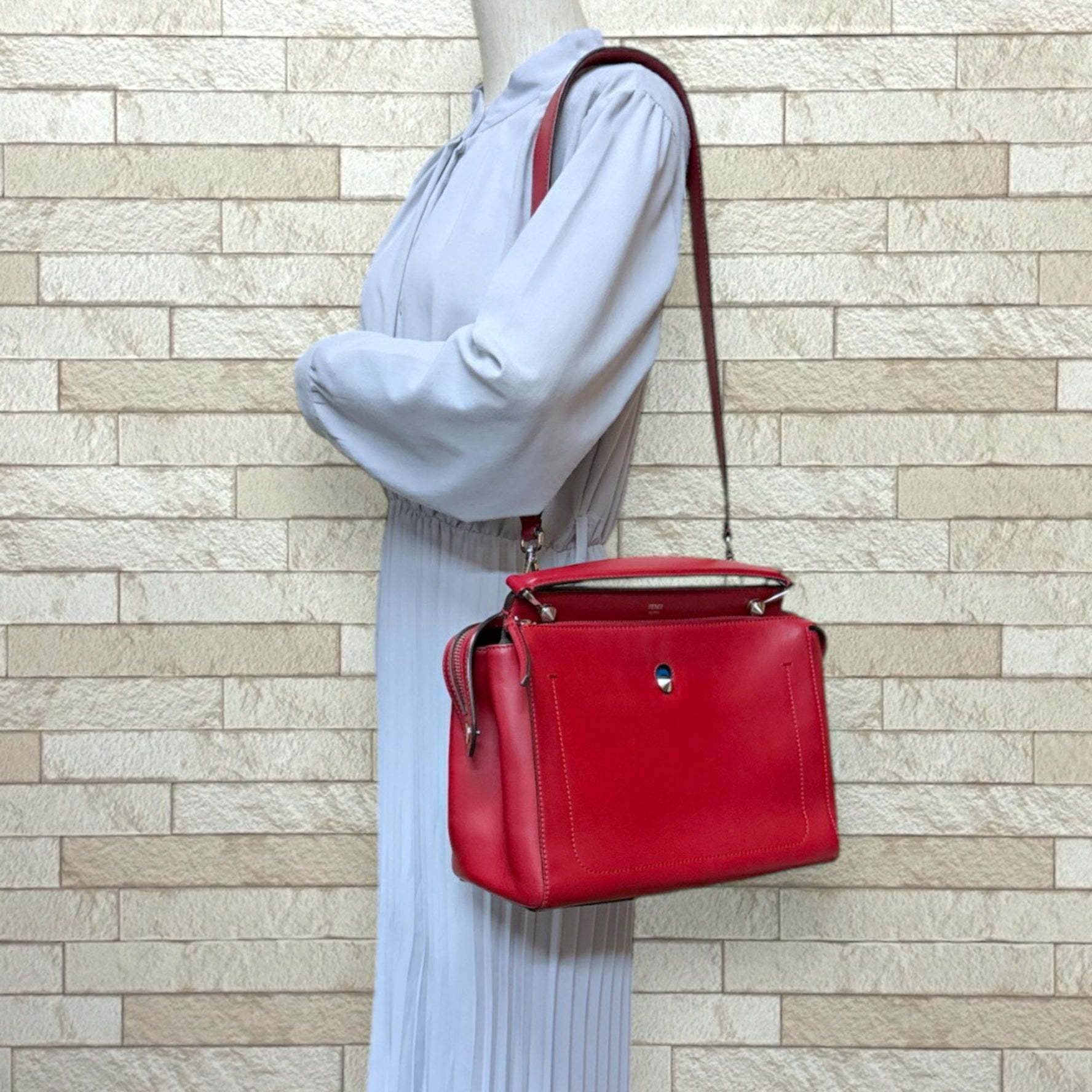 Fendi.com Shoulder Bag Fendi Leather Red