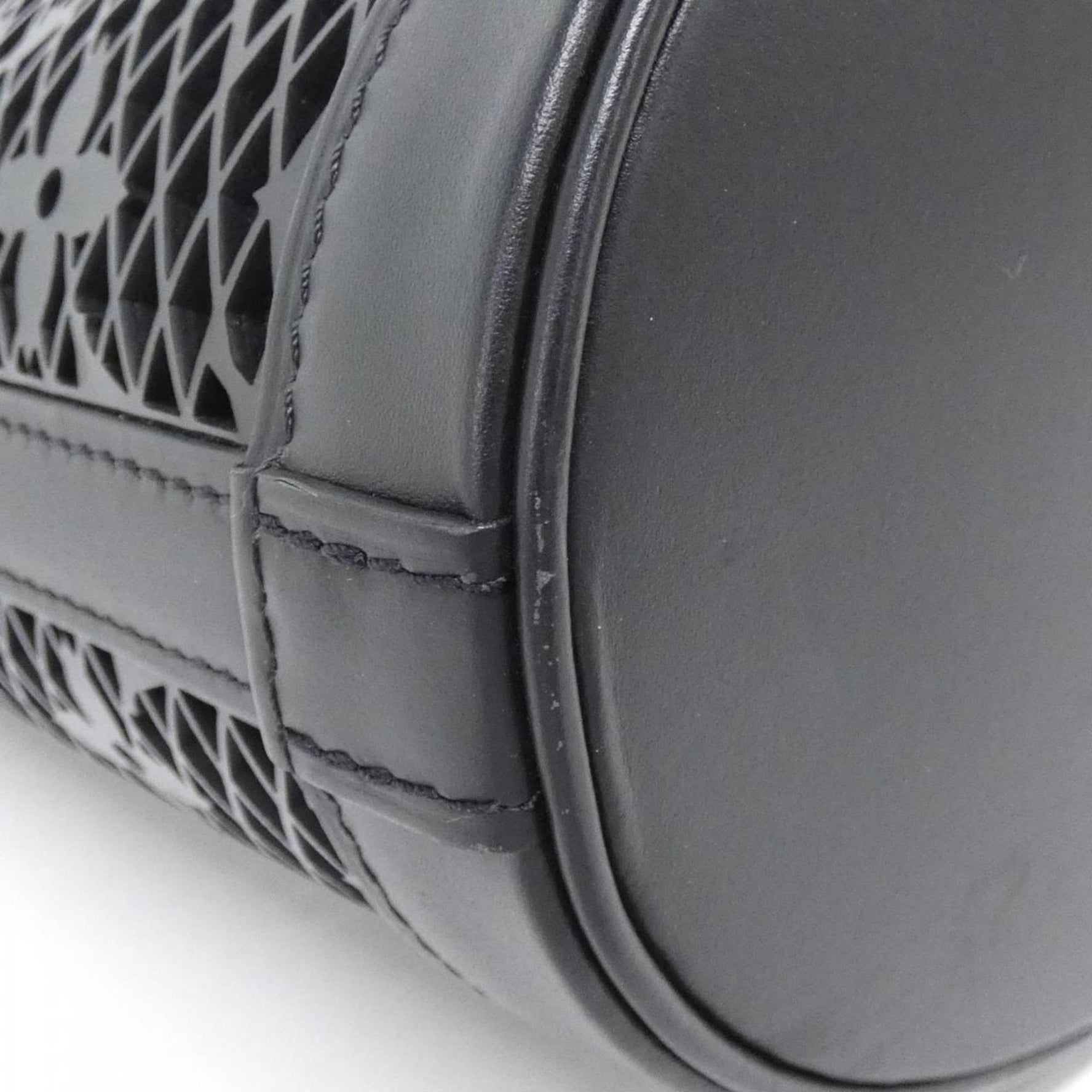 Louis Vuitton Monogram Lace Bucket PM Shoulder Bag