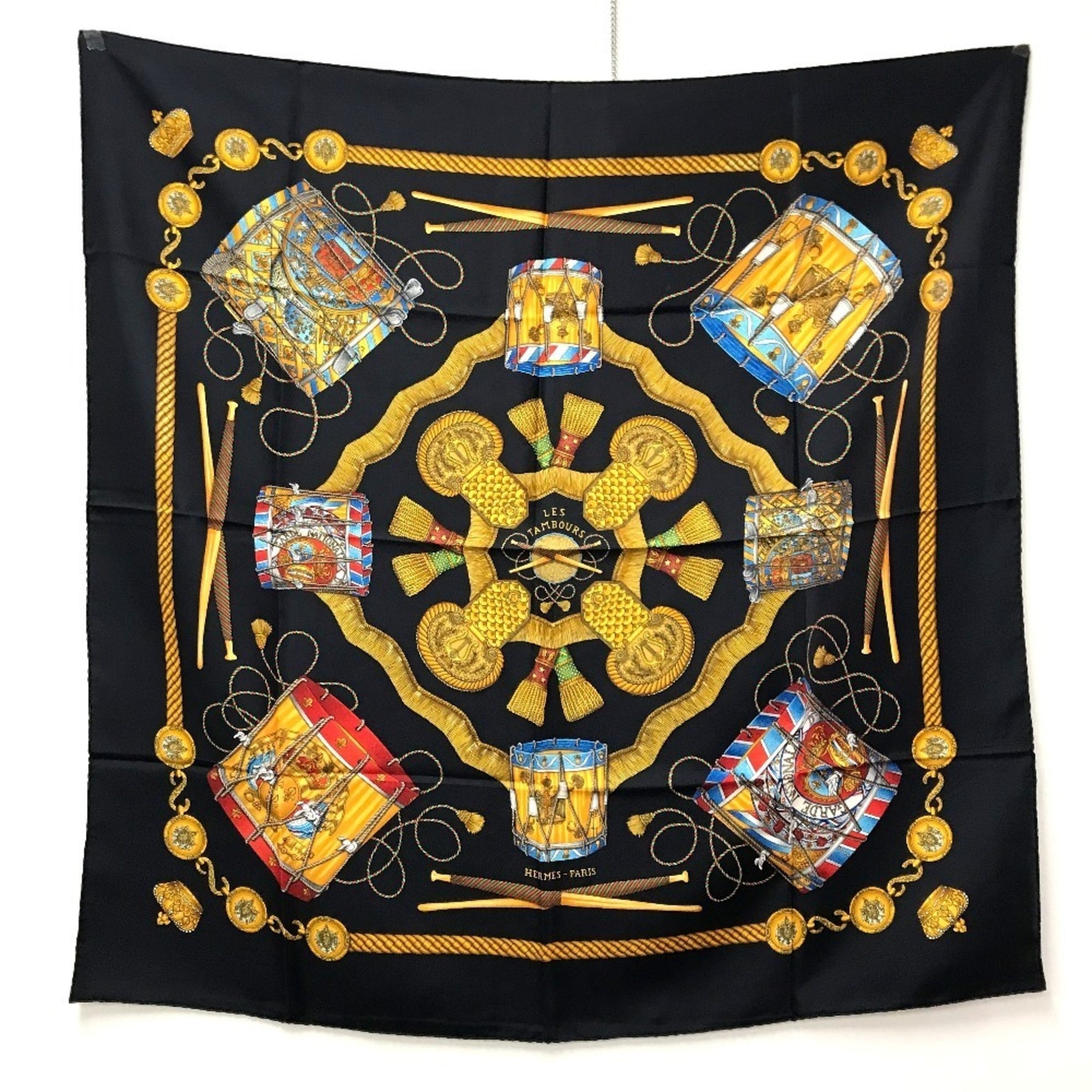 HERMES LES TAMBOURS Tambours Carré 90 Scarf Silk Black
