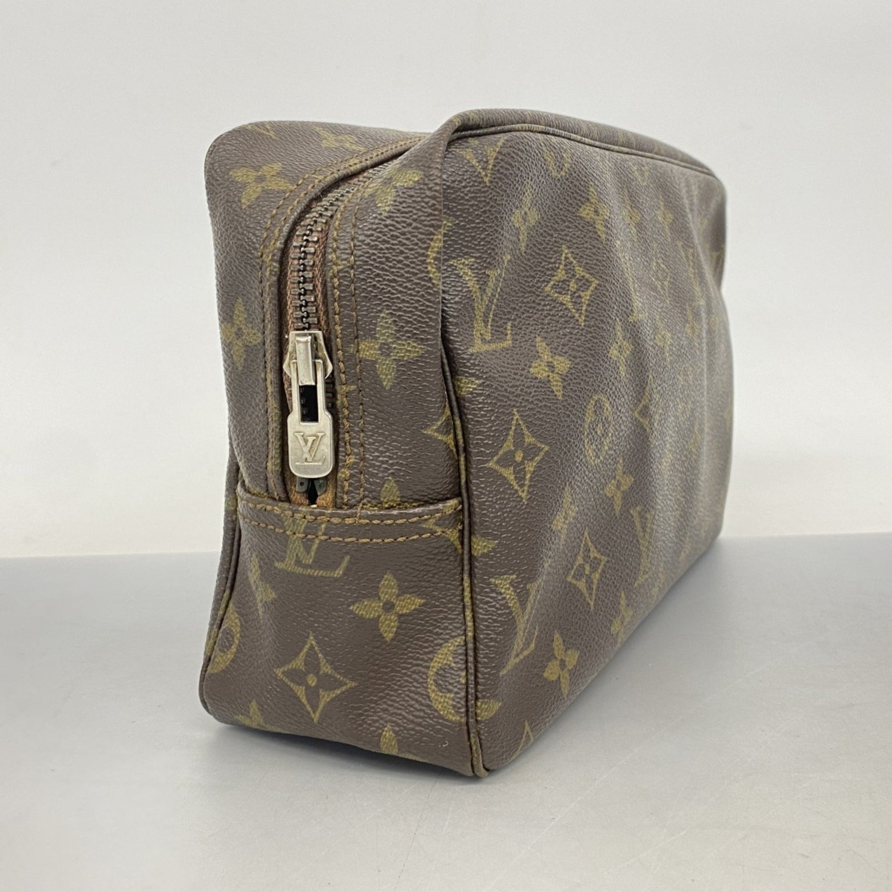 Louis Vuitton Monogram True Towelette Pouch 28