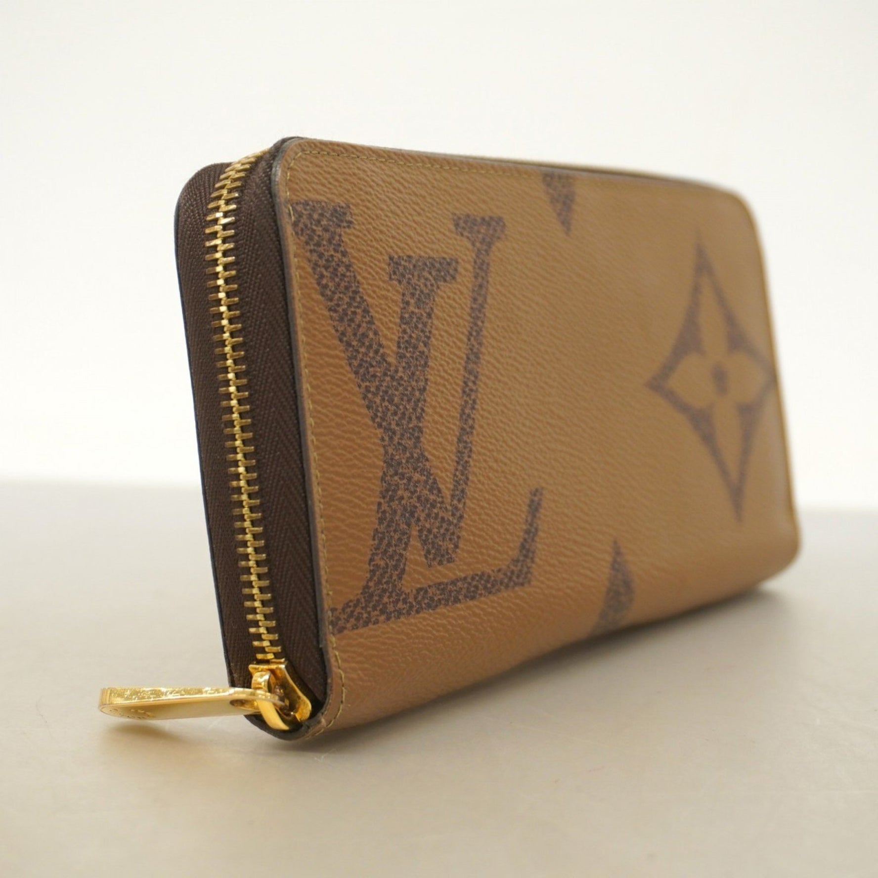 Louis Vuitton Monogram Giant Reverse Zippy Wallet Men's and