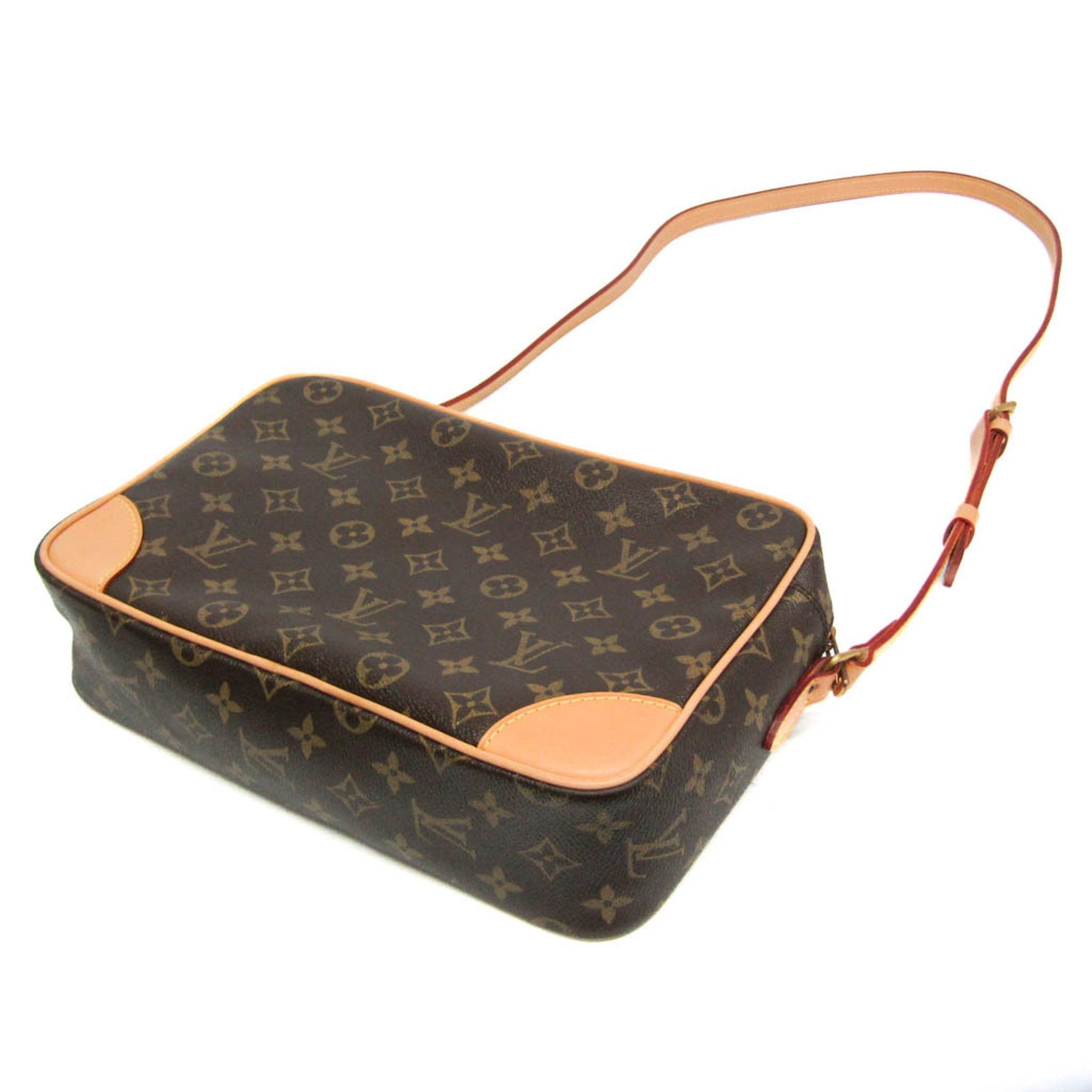 Louis Vuitton Trocadero GM Shoulder Bag