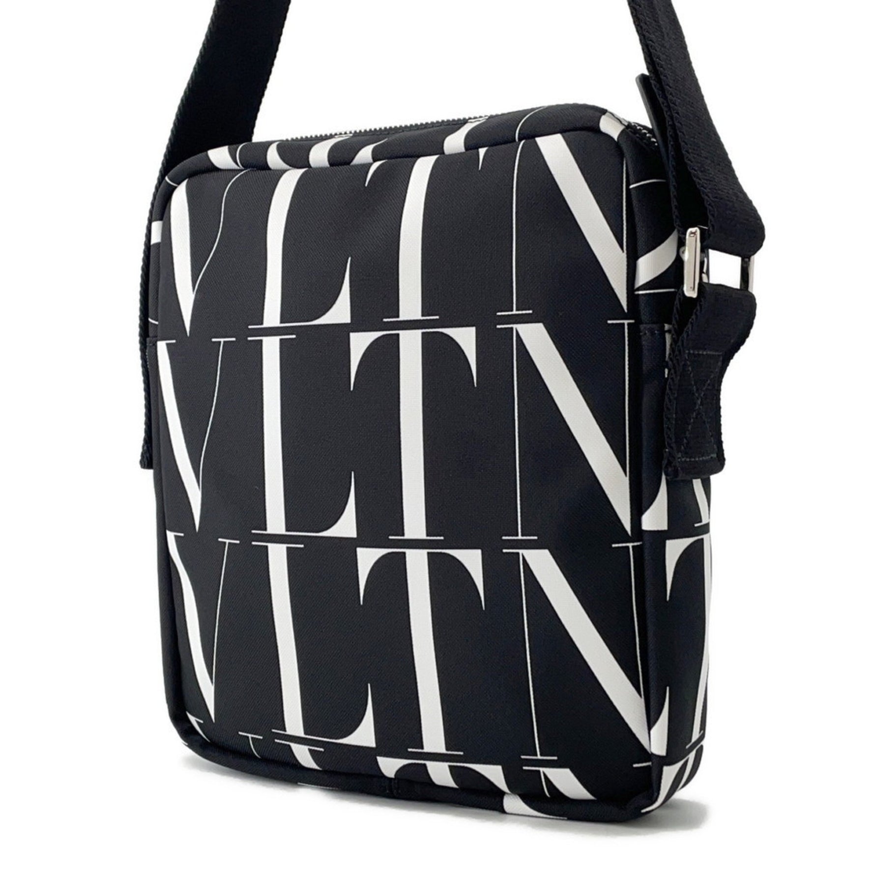Valentino Garavani Shoulder Bag VLTN VALENTINO