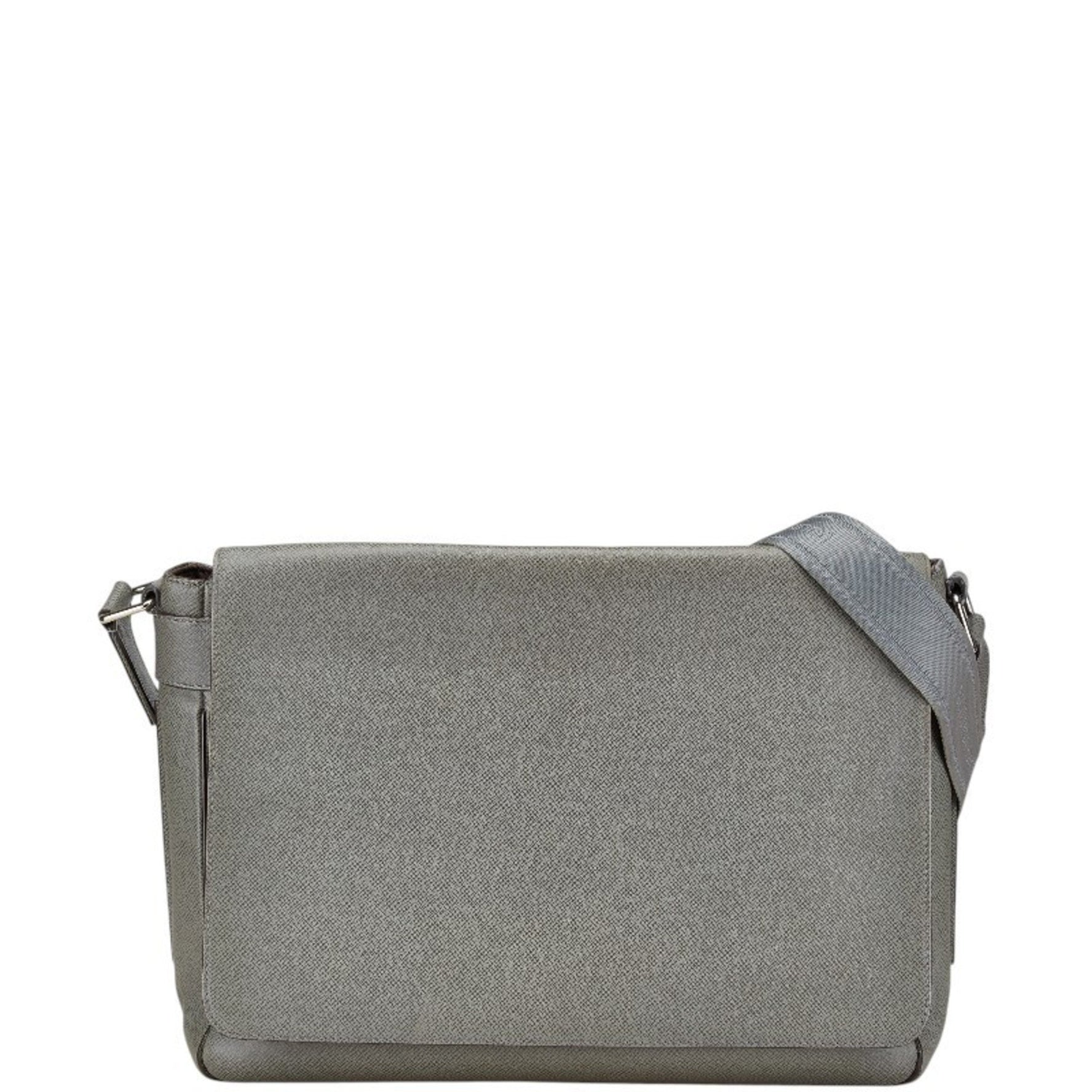 Louis Vuitton Taiga Roman GM Shoulder Bag Glacier Gray Leather