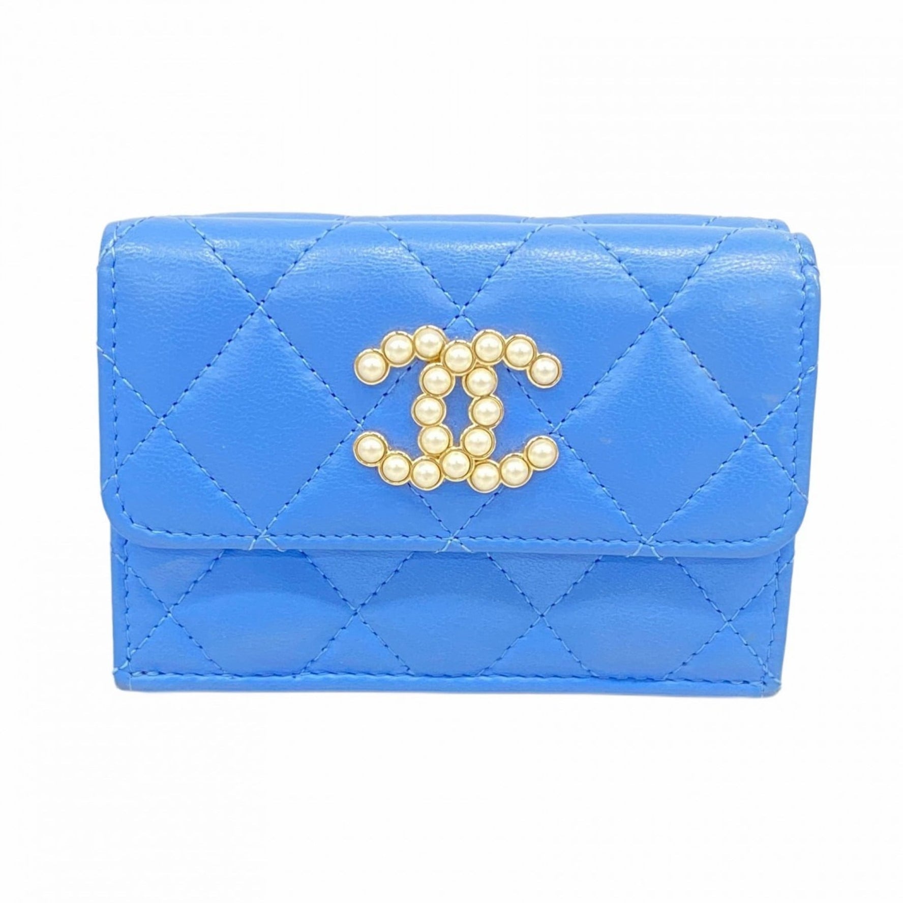 Chanel Matelasse Tri-fold Wallet in Lambskin Champagne