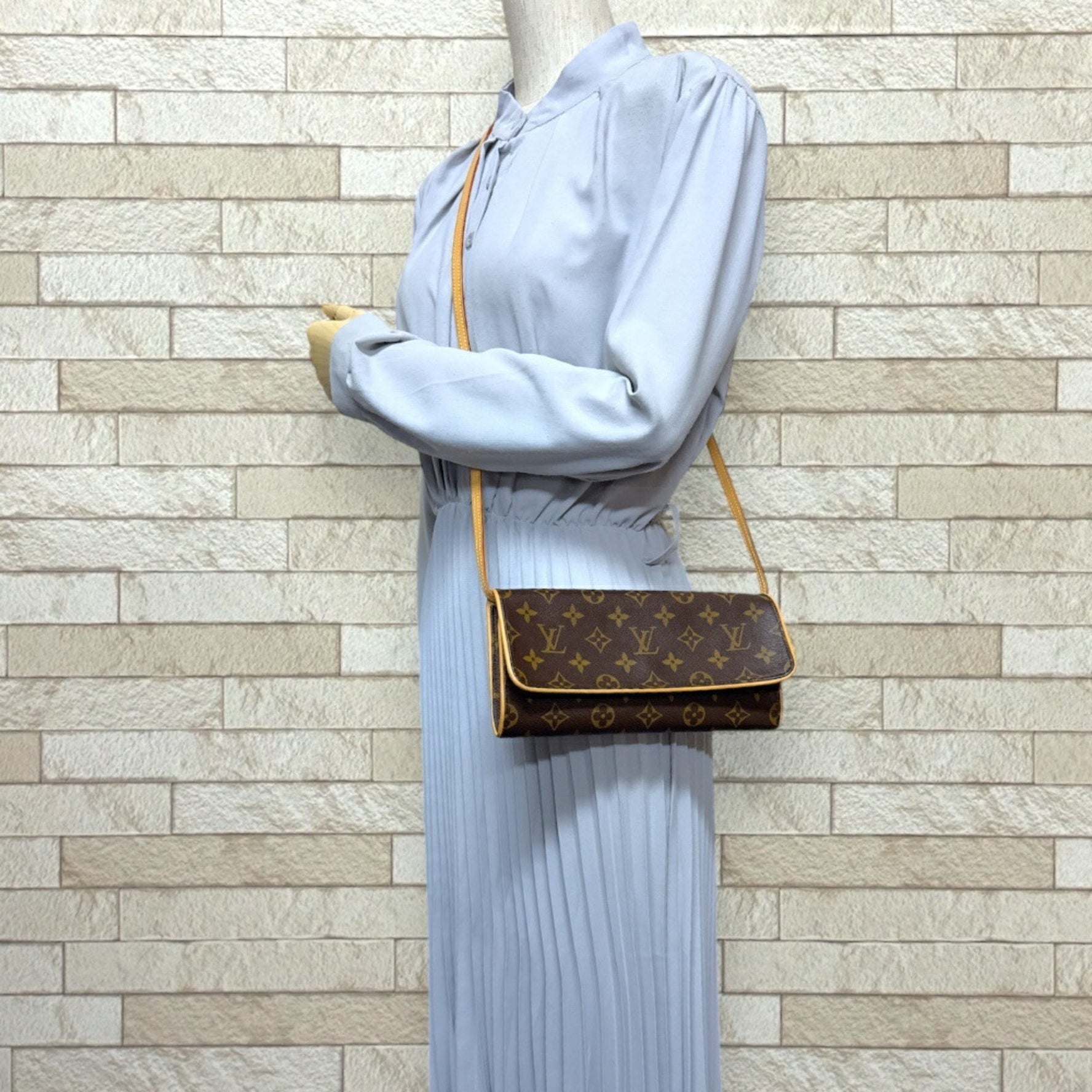 Louis Vuitton Pochette Twin GM Monogram Shoulder Bag Canvas M51852 Brown Women's LOUIS VUITTON