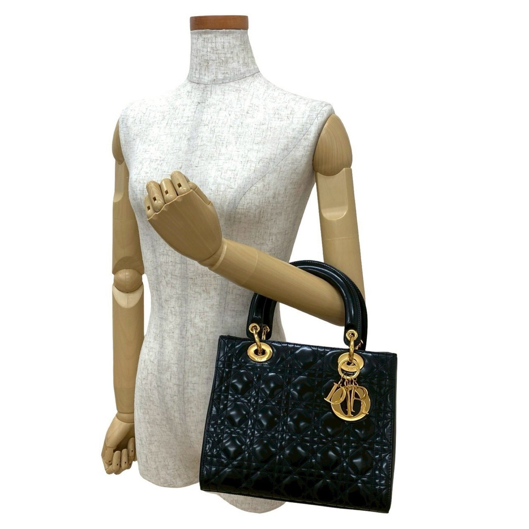 Christian Dior Lady Cannage Stitch Patent Leather Handbag in Black (43172)