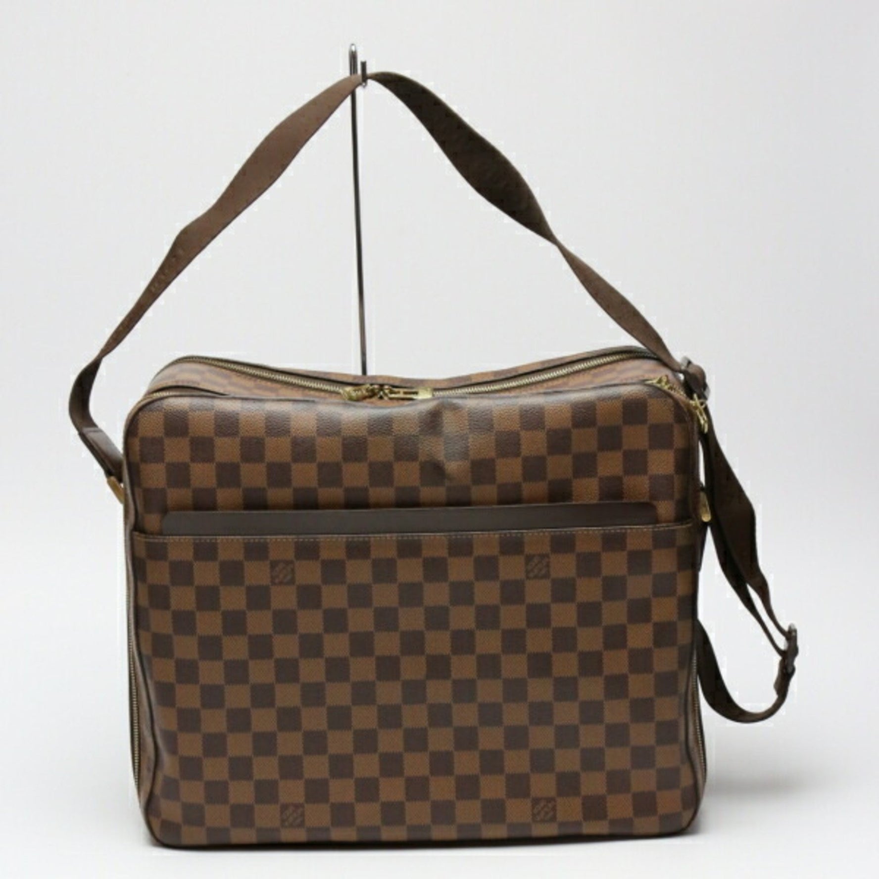Louis Vuitton Dorsoduro Damier Shoulder Bag LV
