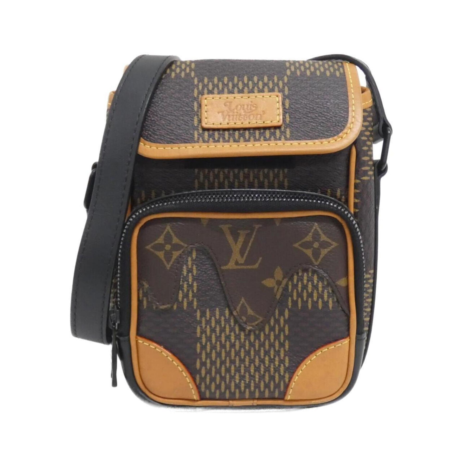Louis Vuitton Damier Giant (LV Squared) Amazon Messenger Shoulder Bag