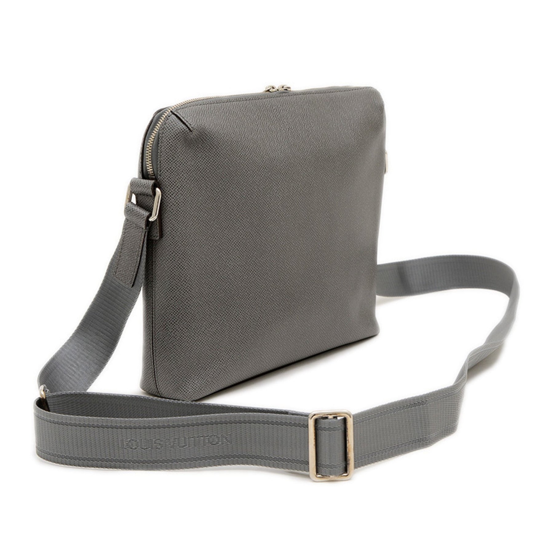 Louis Vuitton Taiga Grigori Messenger PM Shoulder Bag Grey BP