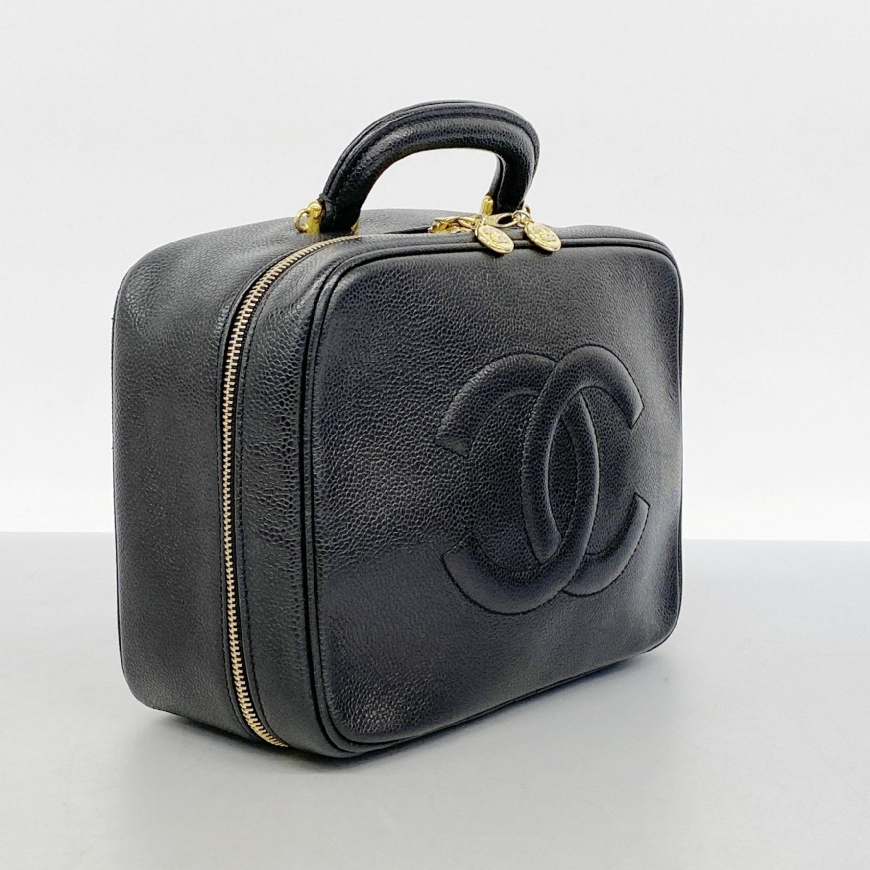 Chanel vanity bag in caviar skin