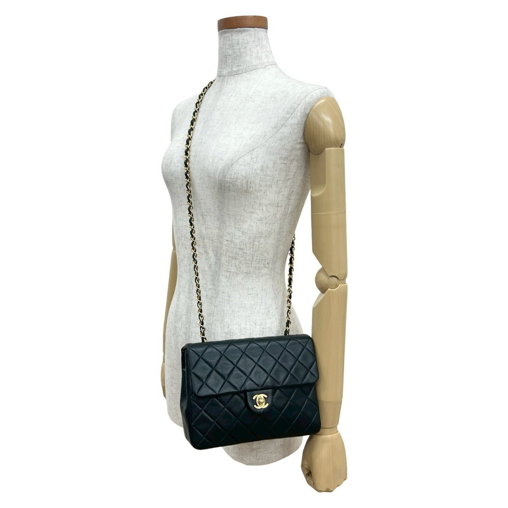 CHANEL Matelasse Coco Mark Lambskin Chain Shoulder Bag Pochette 07960