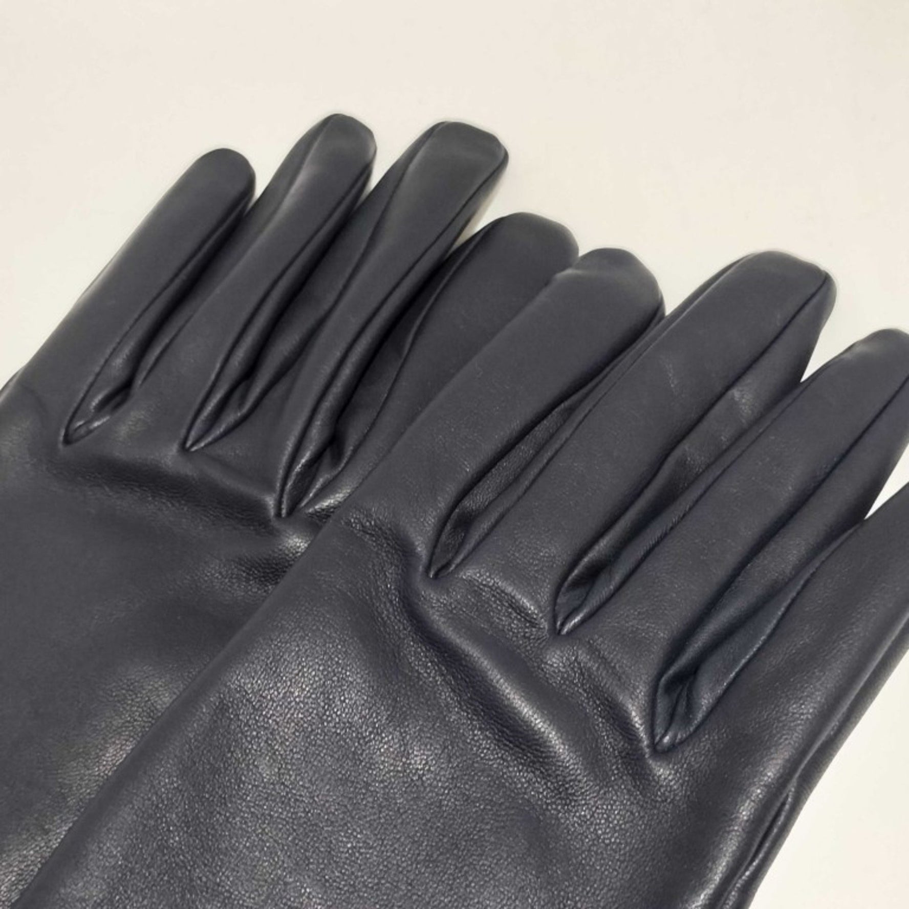 HERMES Dream Love Lambskin Gloves, Heart