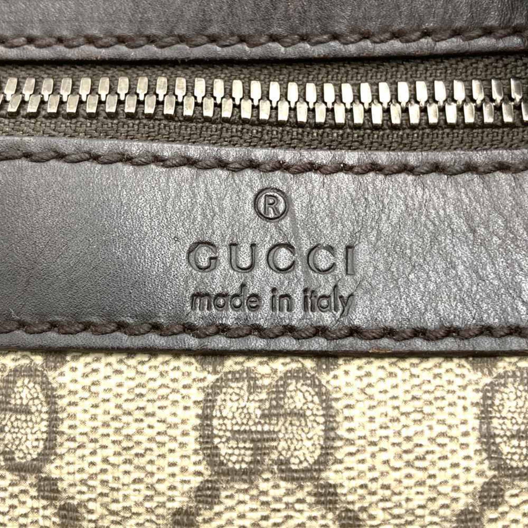 GUCCI Shoulder Bag in Beige/Brown Canvas/Leather for Men and Women