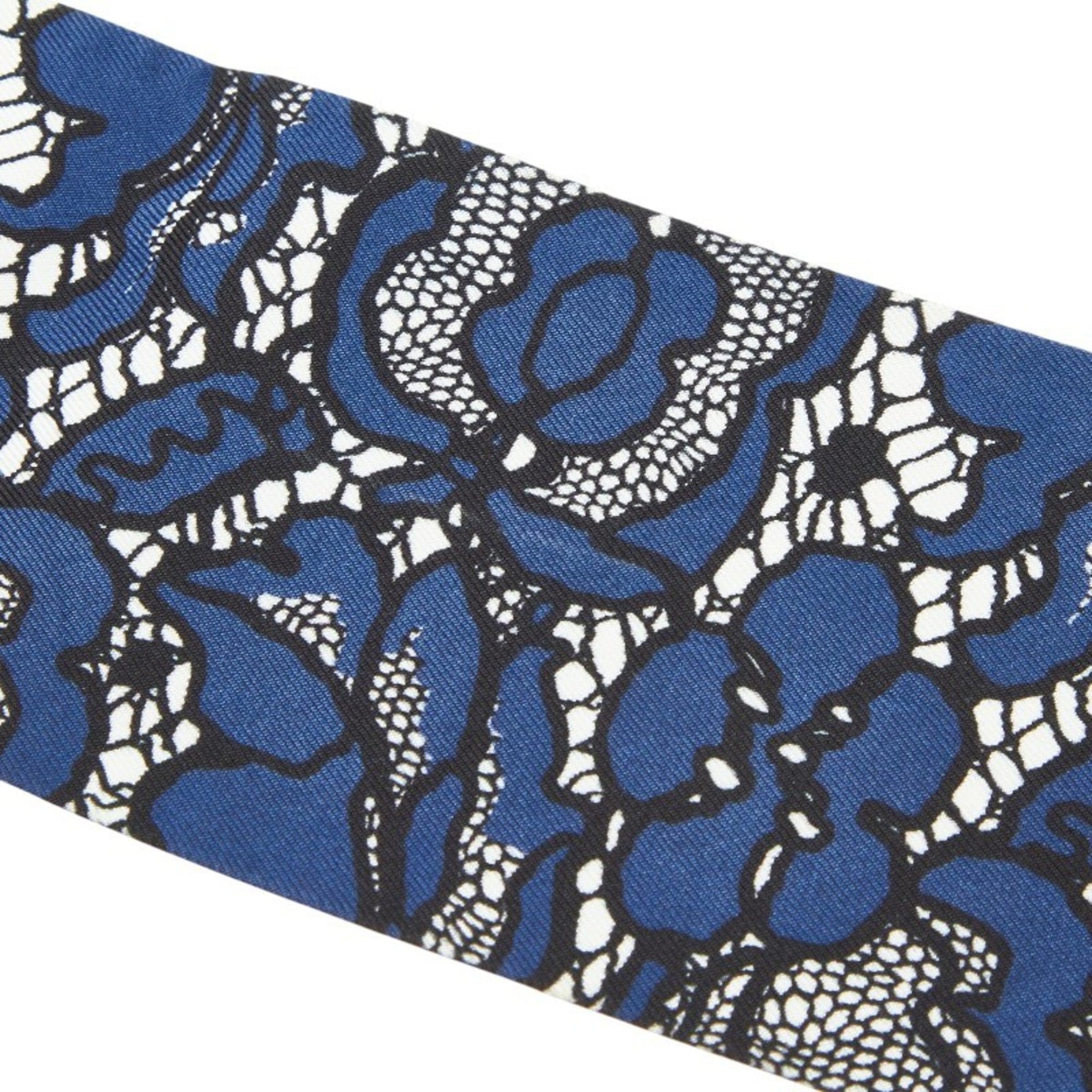 Louis Vuitton floral print bandeau scarf in navy and multicolored silk .