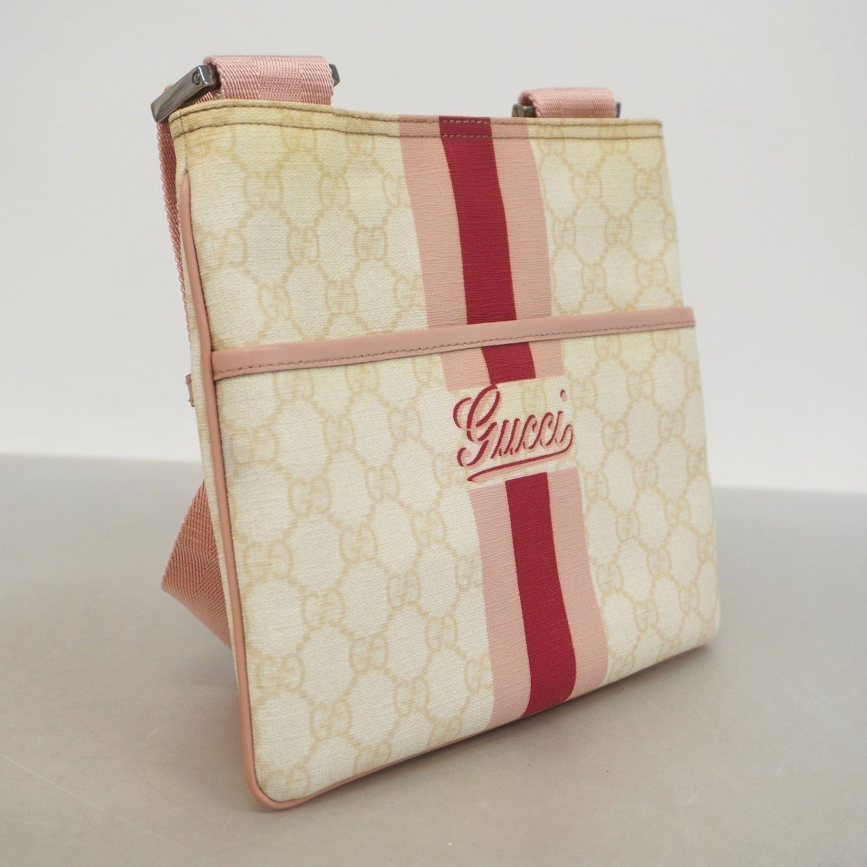 Gucci GG Supreme Shoulder Bag Ivory Pink