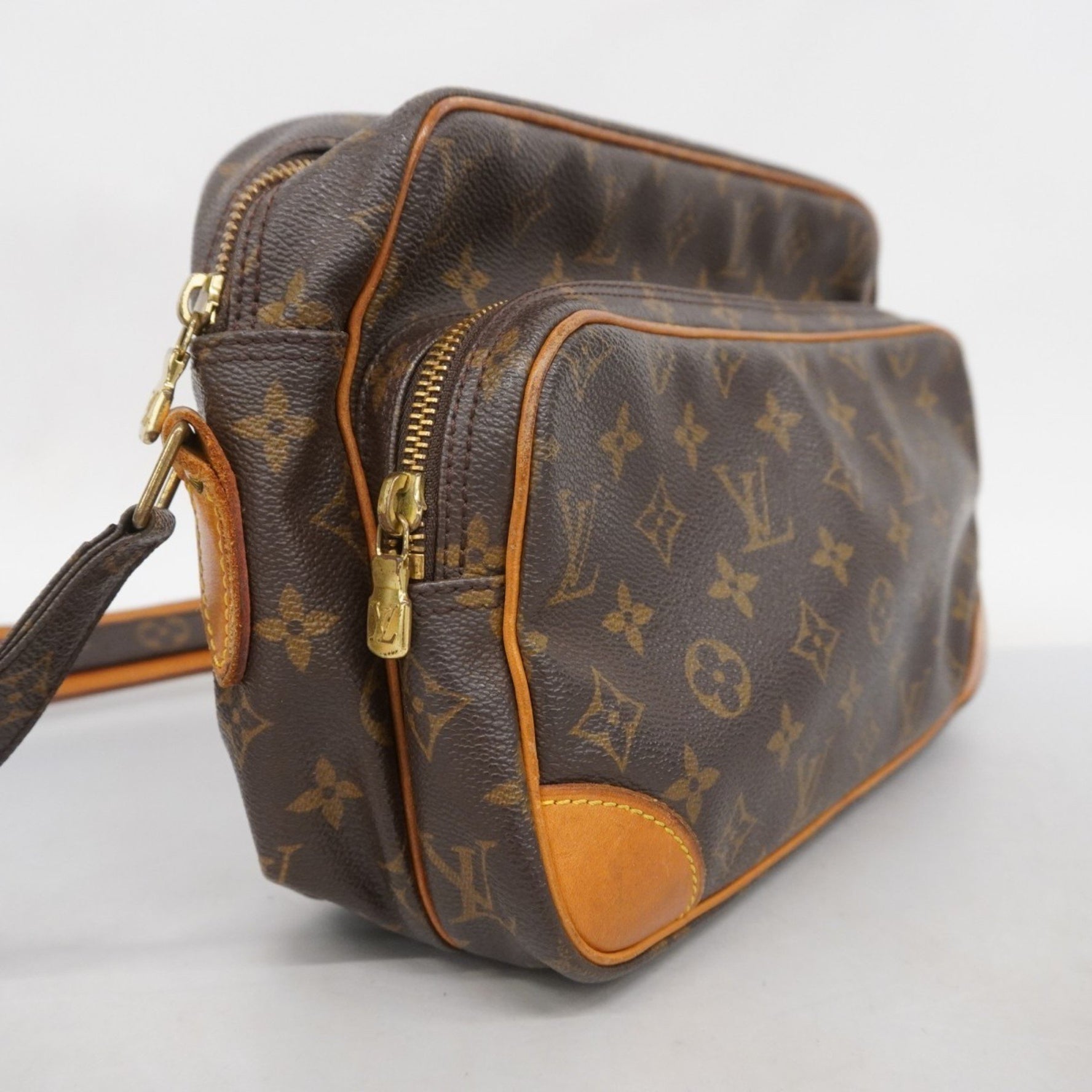 Louis Vuitton Monogram Nile Shoulder Bag M45244 Brown Women's
