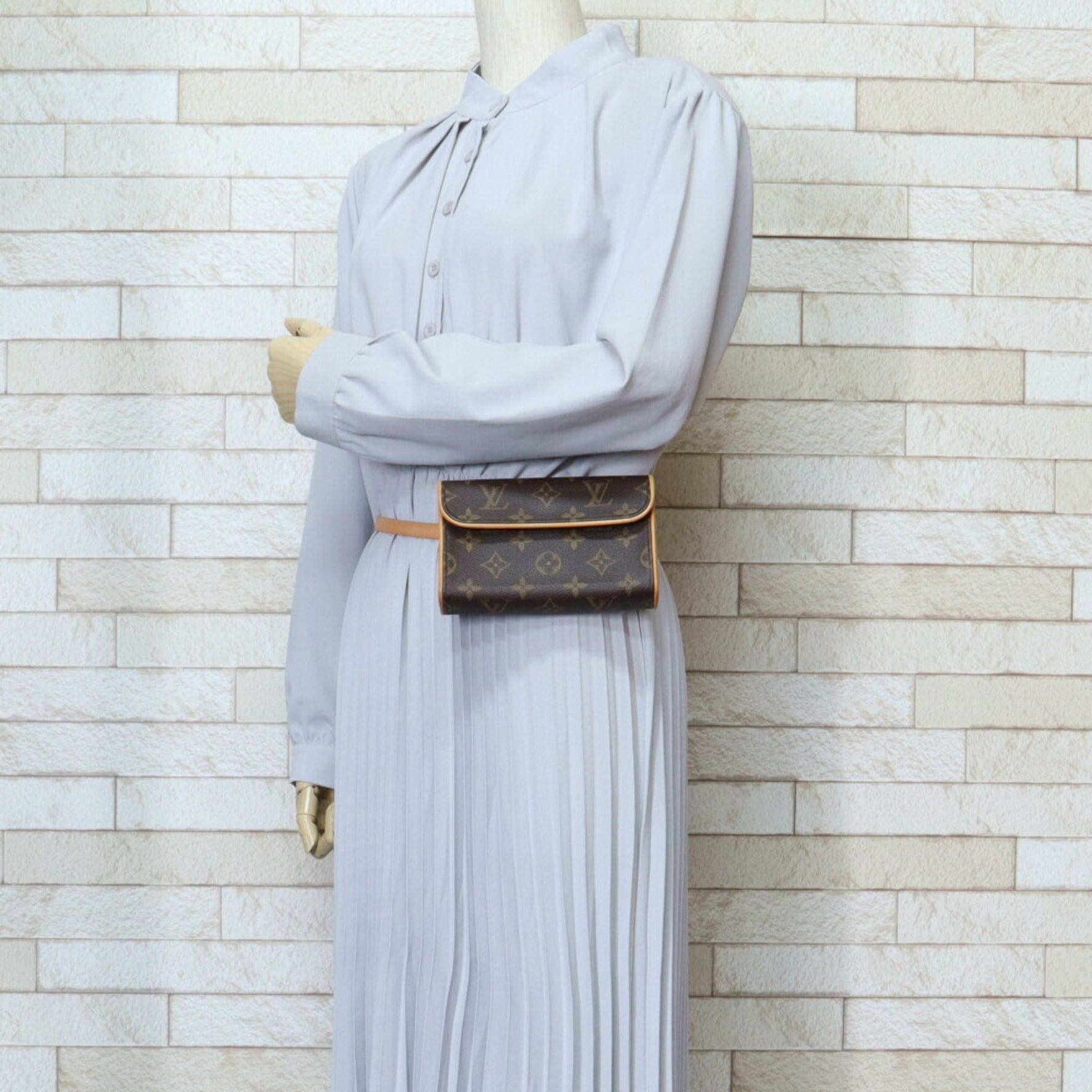 Louis Vuitton Pochette Florentine Monogram Waist Bag Canvas M51855 Brown Unisex LOUIS VUITTON