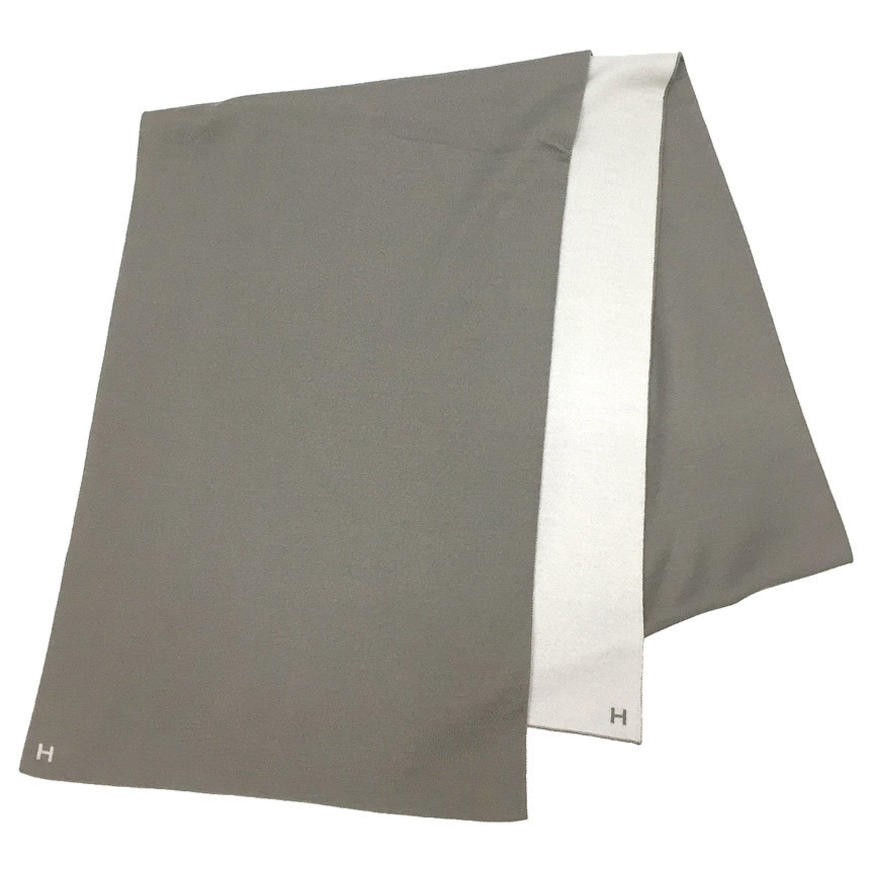 HERMES ECHARPE MAILLE ALLER RETOUR scarf/shawl, reversible cashmere and silk in beige gray. Available women. Unisex.