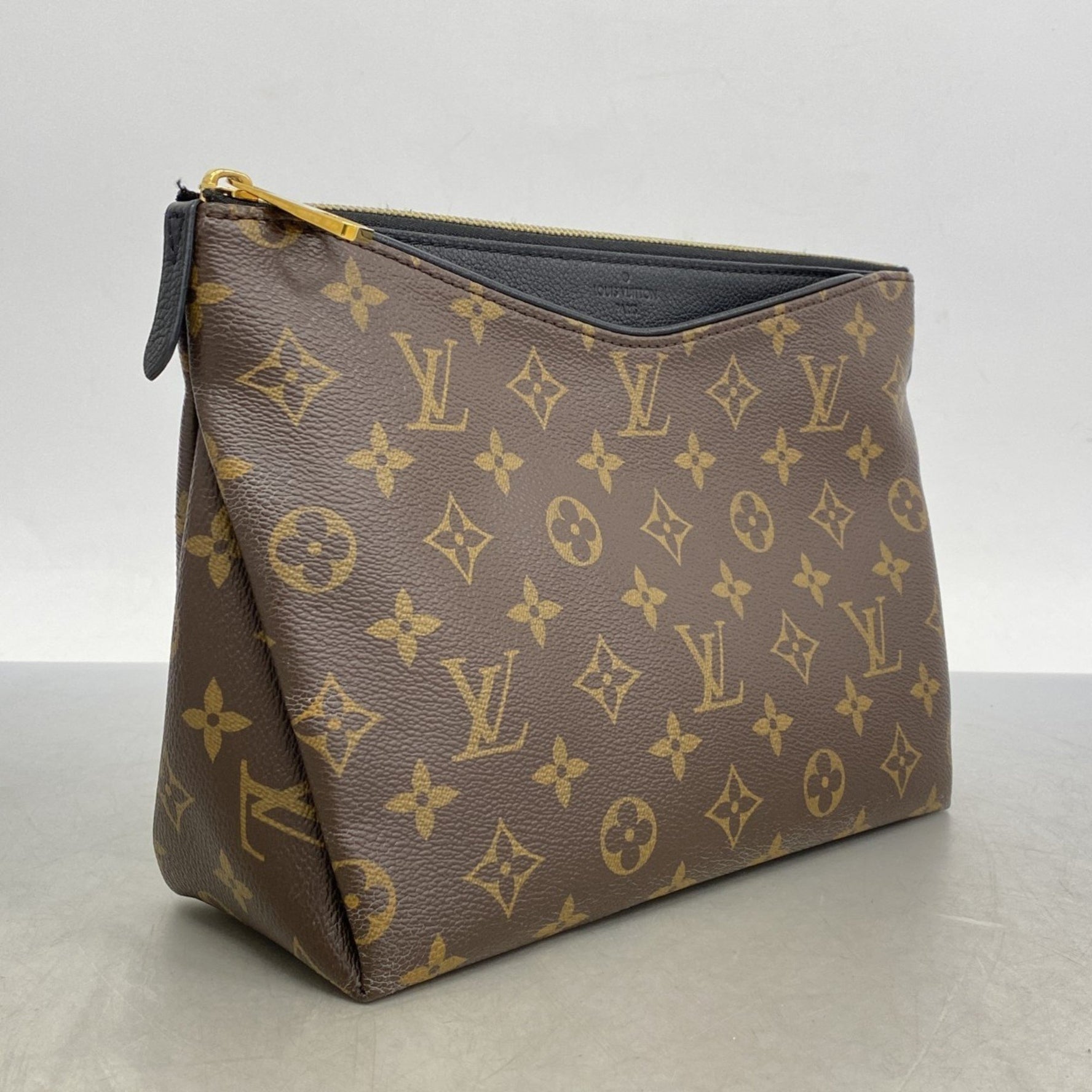 Louis Vuitton Monogram Pallas Beauty Case