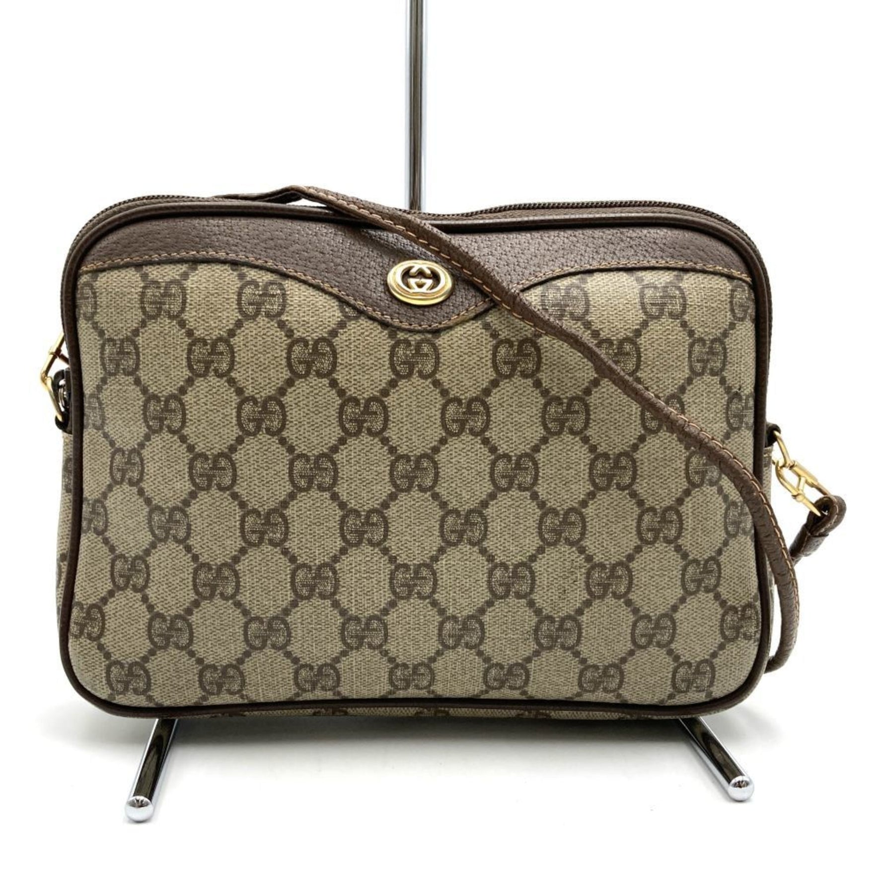 GUCCI Old Shoulder Bag Pochette GG Supreme Leather