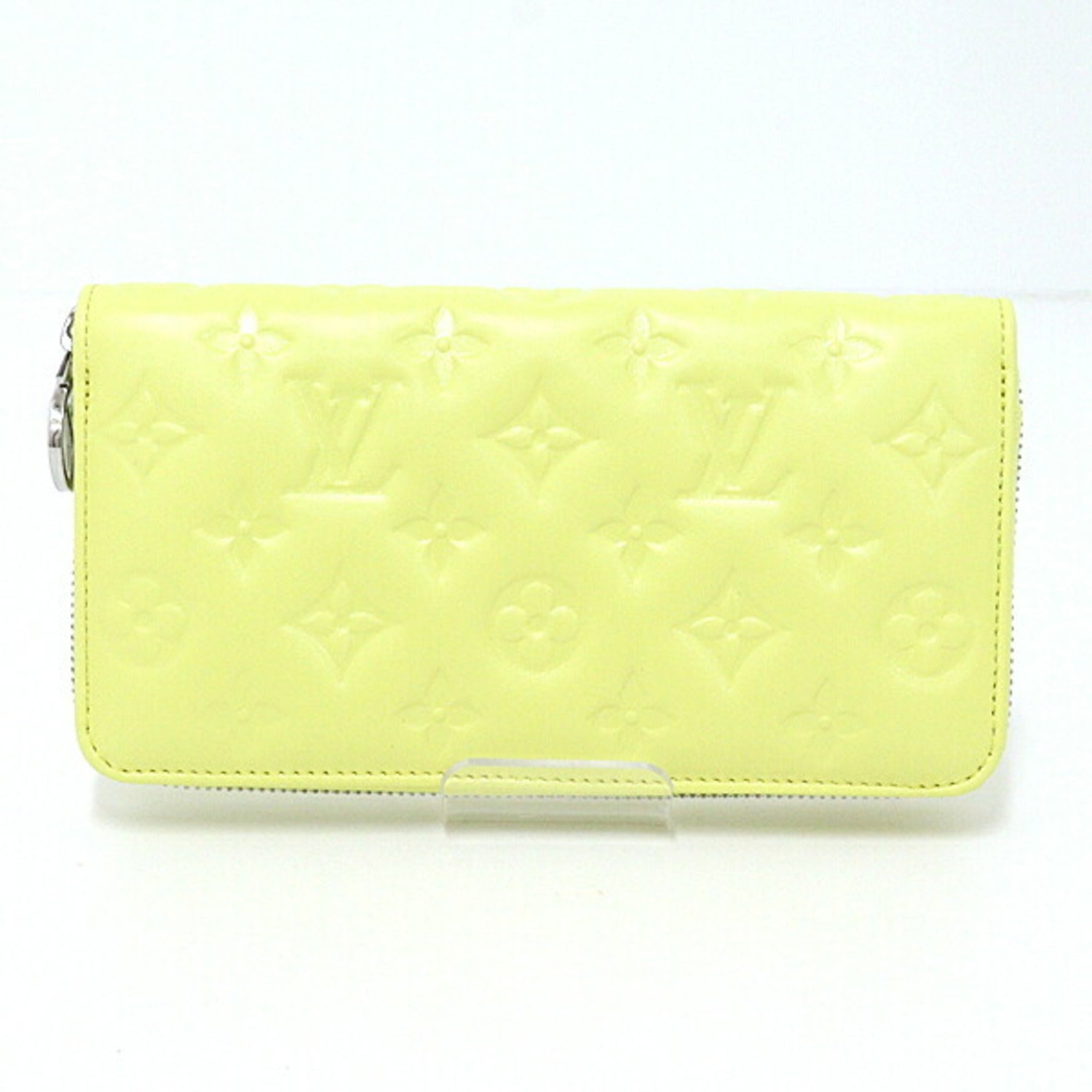 Louis Vuitton Zippy Wallet Lamb Leather Embossed Long LV Circle