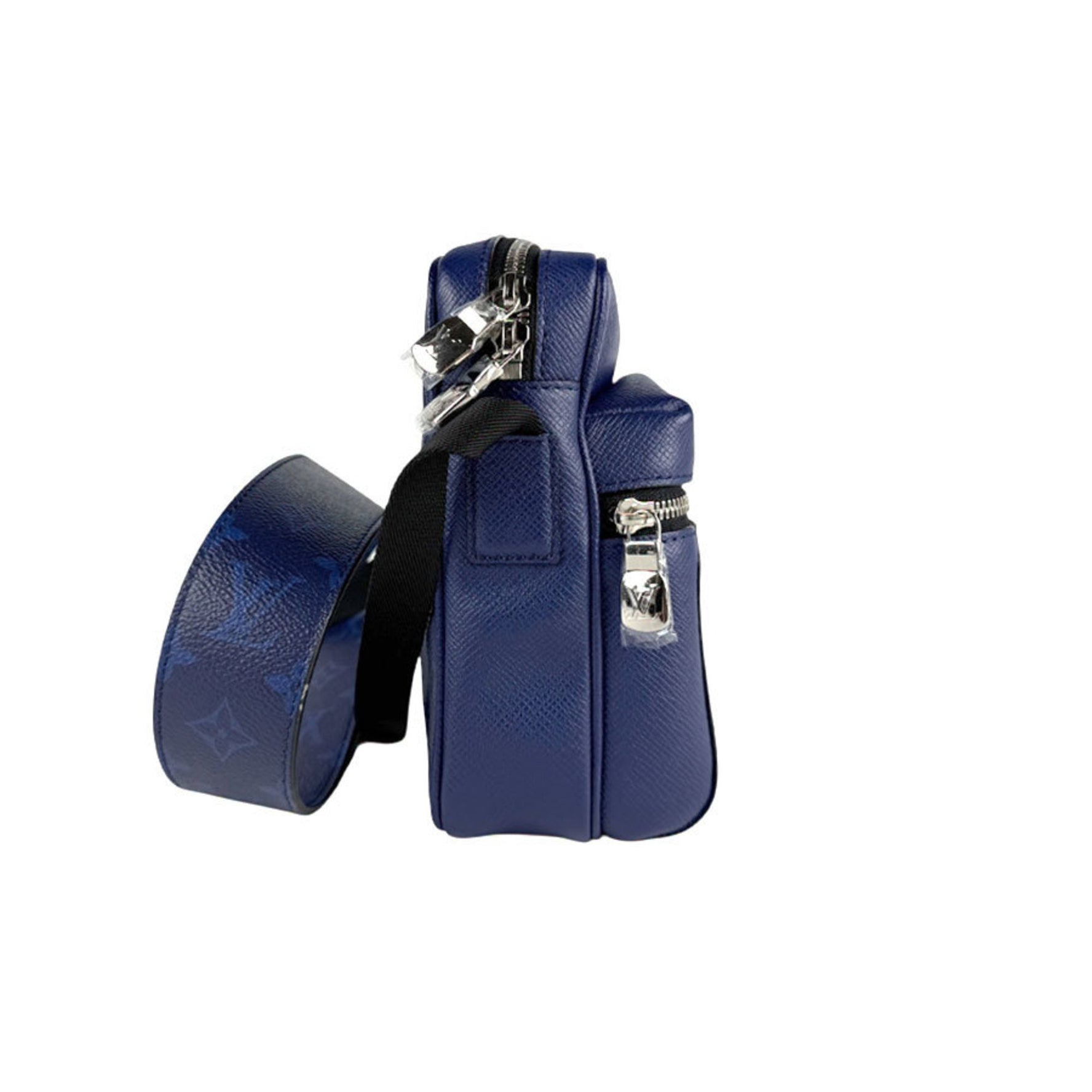 Louis Vuitton Taiga Rama Outdoor PM Shoulder Bag in Cobalt and Silver, Men's, M30242 (z6478)