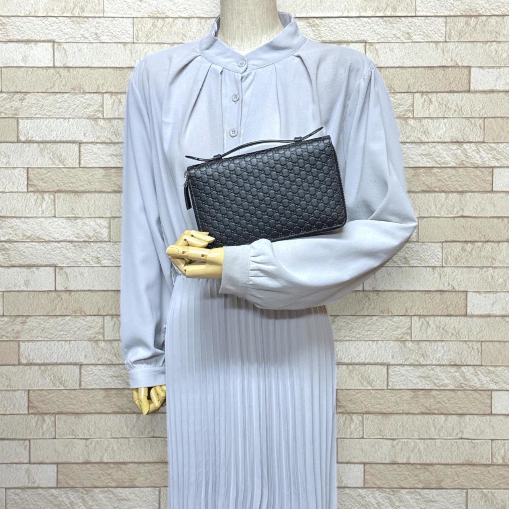 Gucci Travel Wallet Micro Guccissima Long Leather