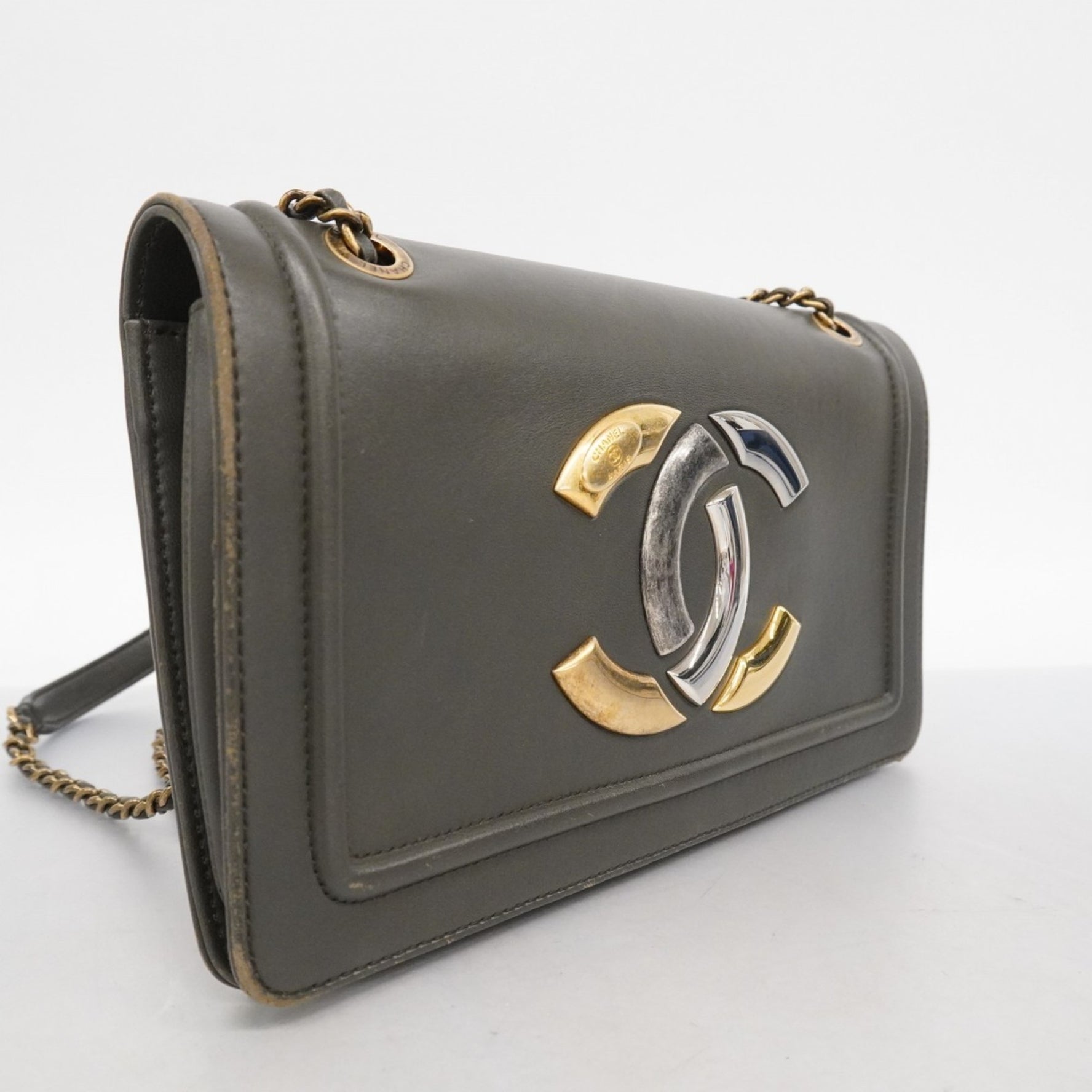 Chanel Shoulder Bag W Chain Leather Gold