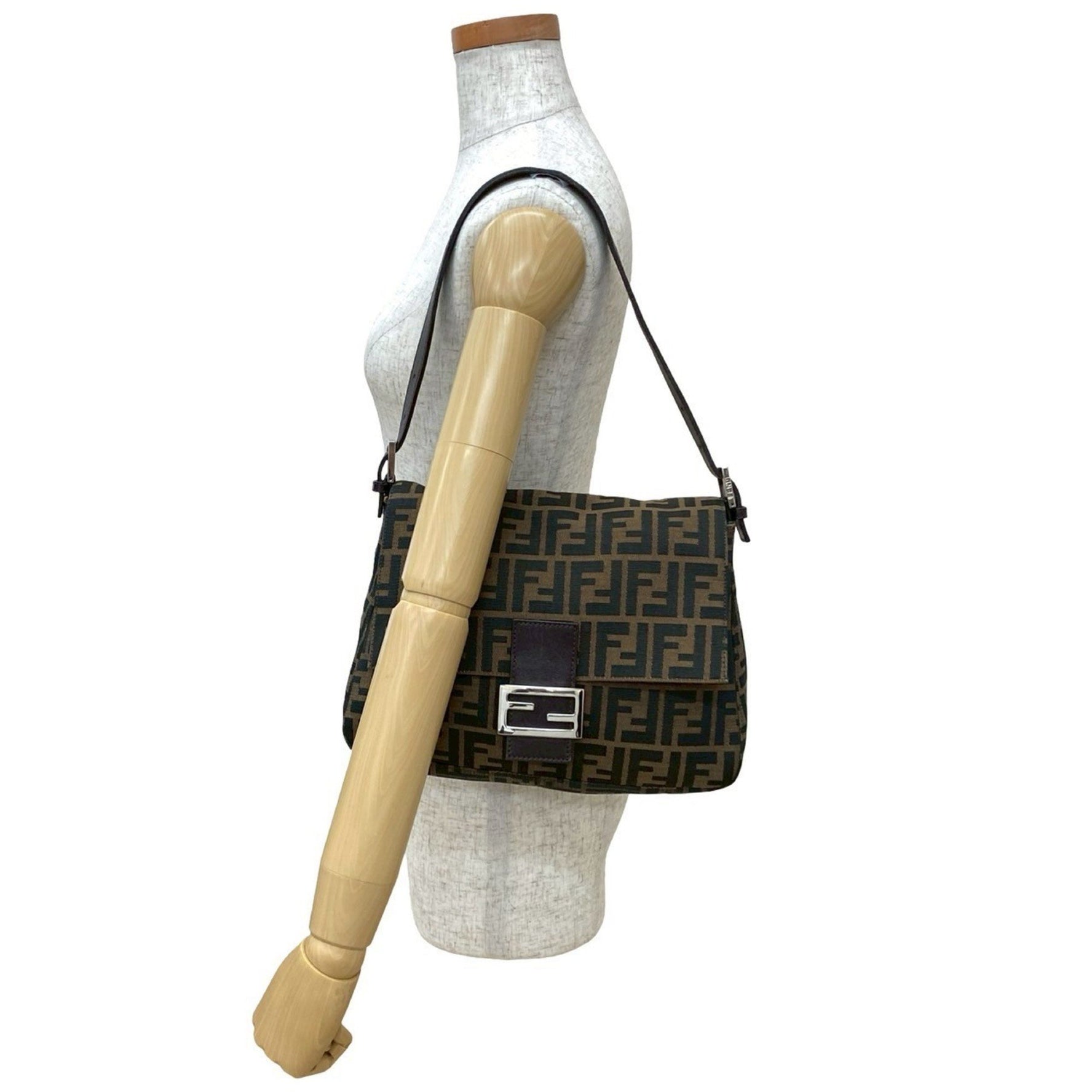 FENDI Mamma Bucket FF Logo Print Leather Canvas Semi-Shoulder Bag/Handbag Brown
