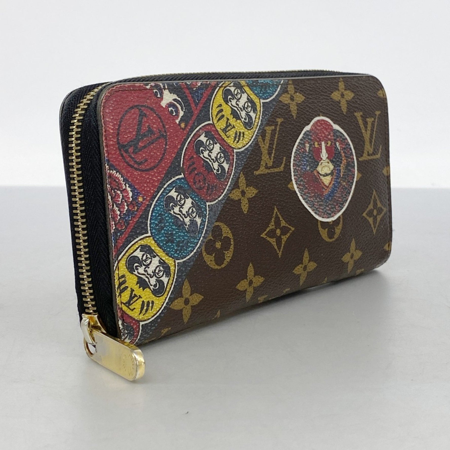 Louis Vuitton Monogram Zippy Wallet in collaboration with Kansai Yamamoto, available brown and multicolor women.