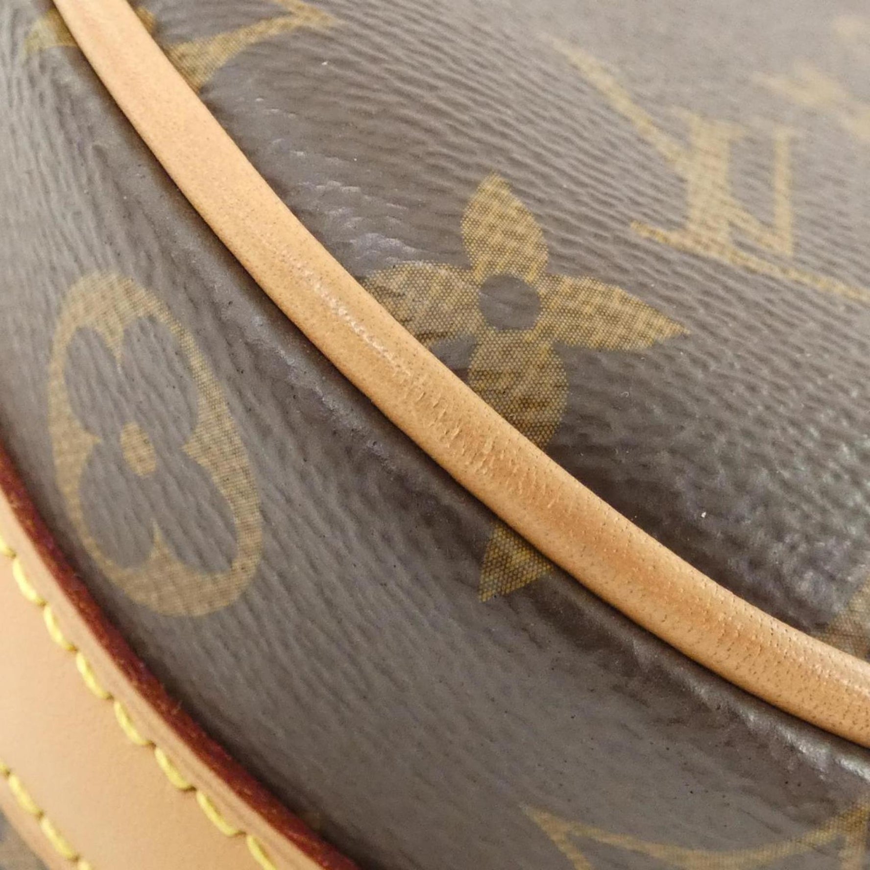 Louis Vuitton Monogram Boite Chapeau Souple PM Shoulder Bag