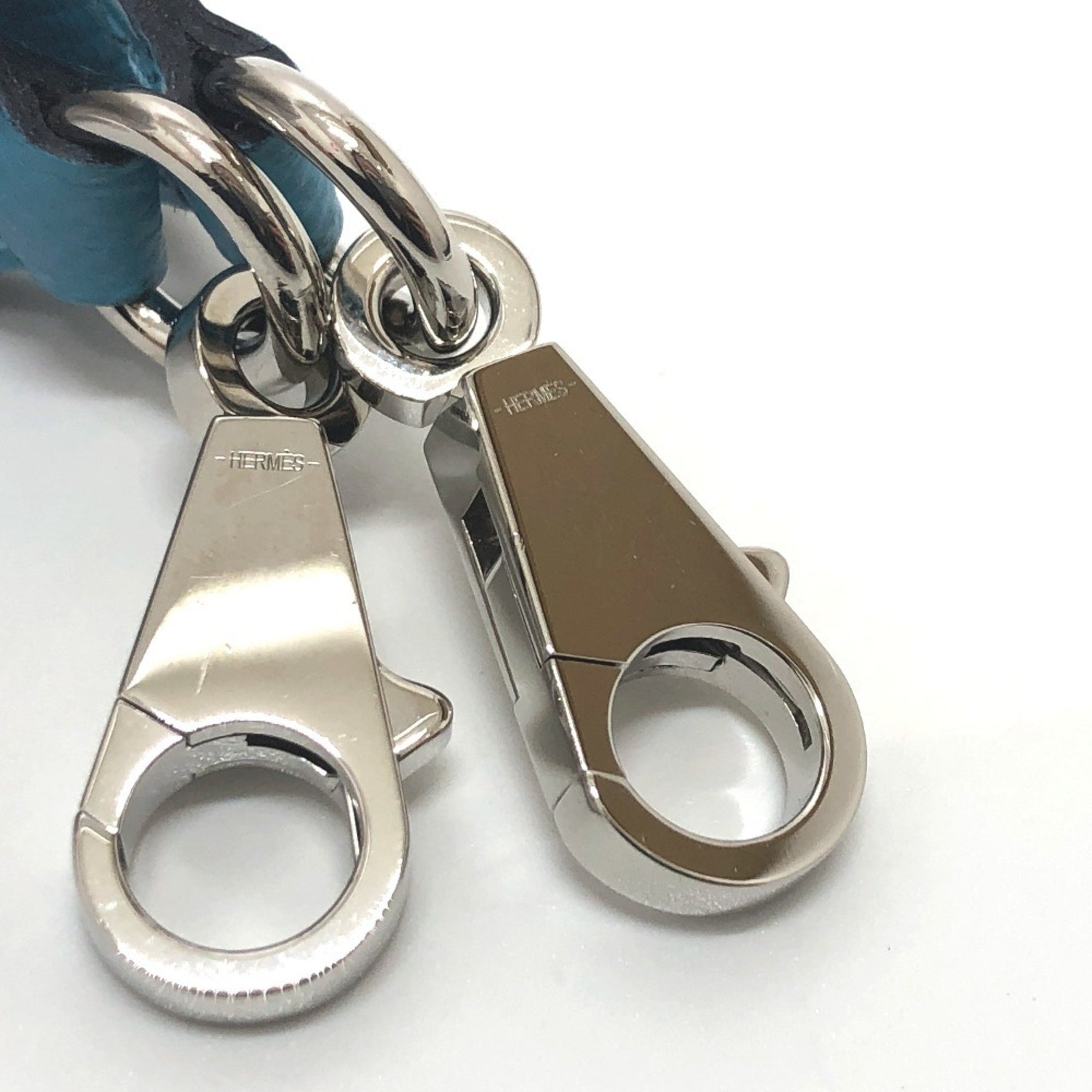 HERMES Bandouliere Traces de Cuir Hexagon Shoulder Strap, Epsom Leather, du Nord/Rouge Coeur/Gold