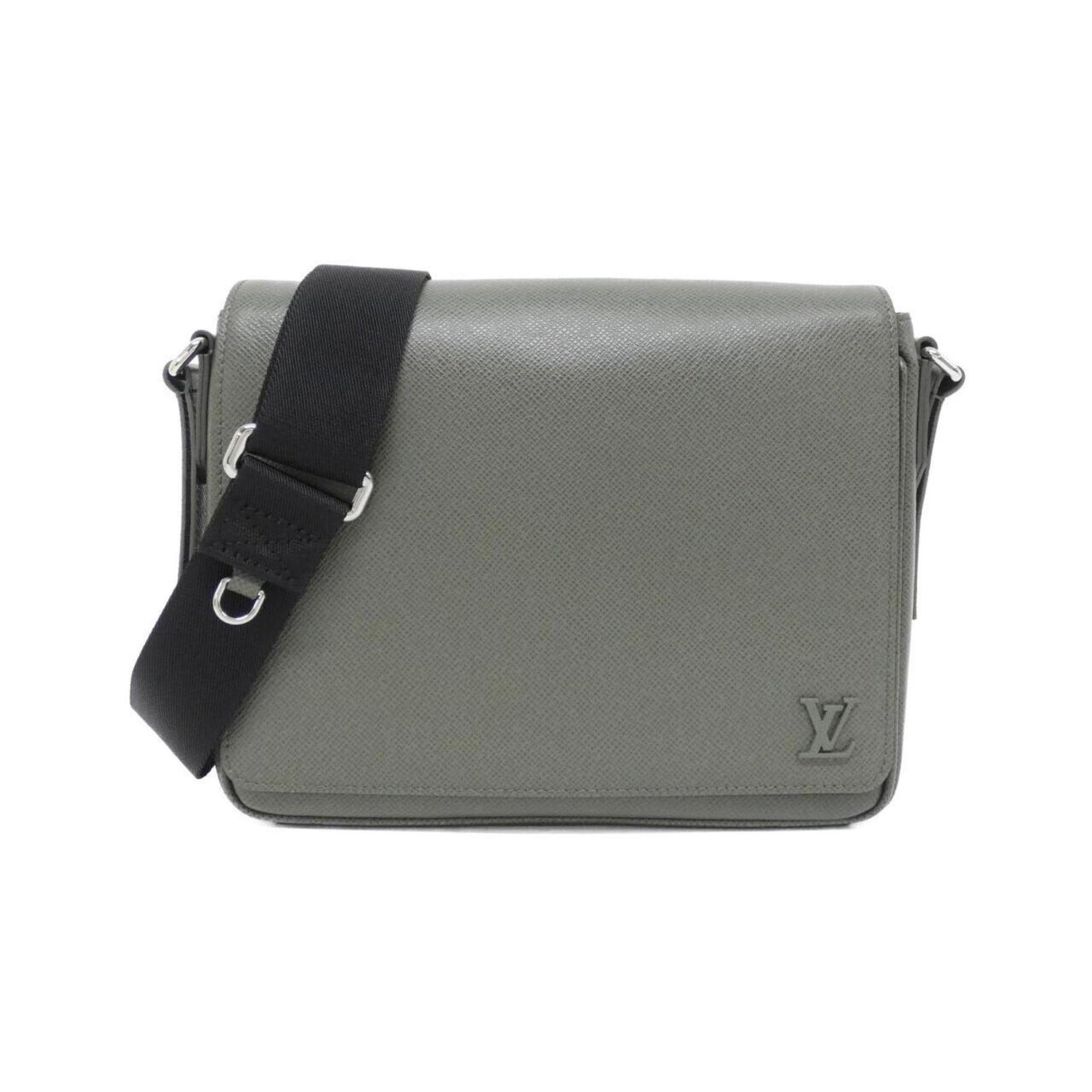 Louis Vuitton Taiga District PM Shoulder Bag