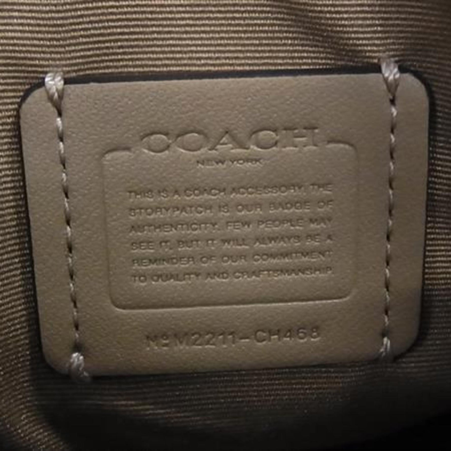 COACH Signature Handbag in Beige and Ivory Leather