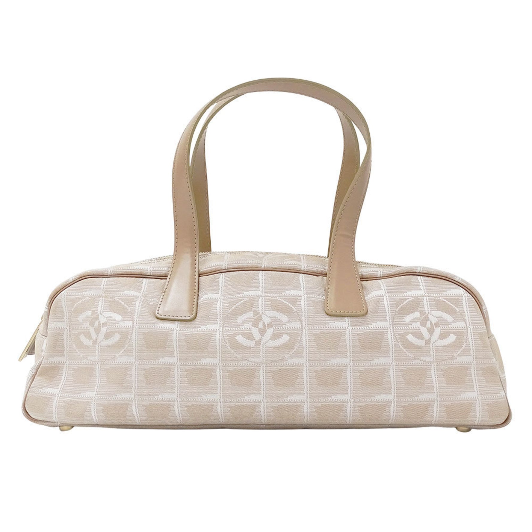 Chanel New Travel handbag made of nylon in pink beige with gold hardware and a horizontal logo.