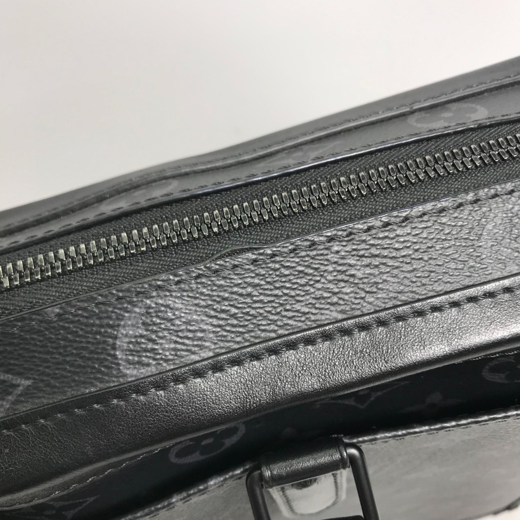 LOUIS VUITTON M44952 Monogram Eclipse Soft Trunk Briefcase/Handbag/2-Way Shoulder Bag/Business Bag in Canvas, Men's, Black
