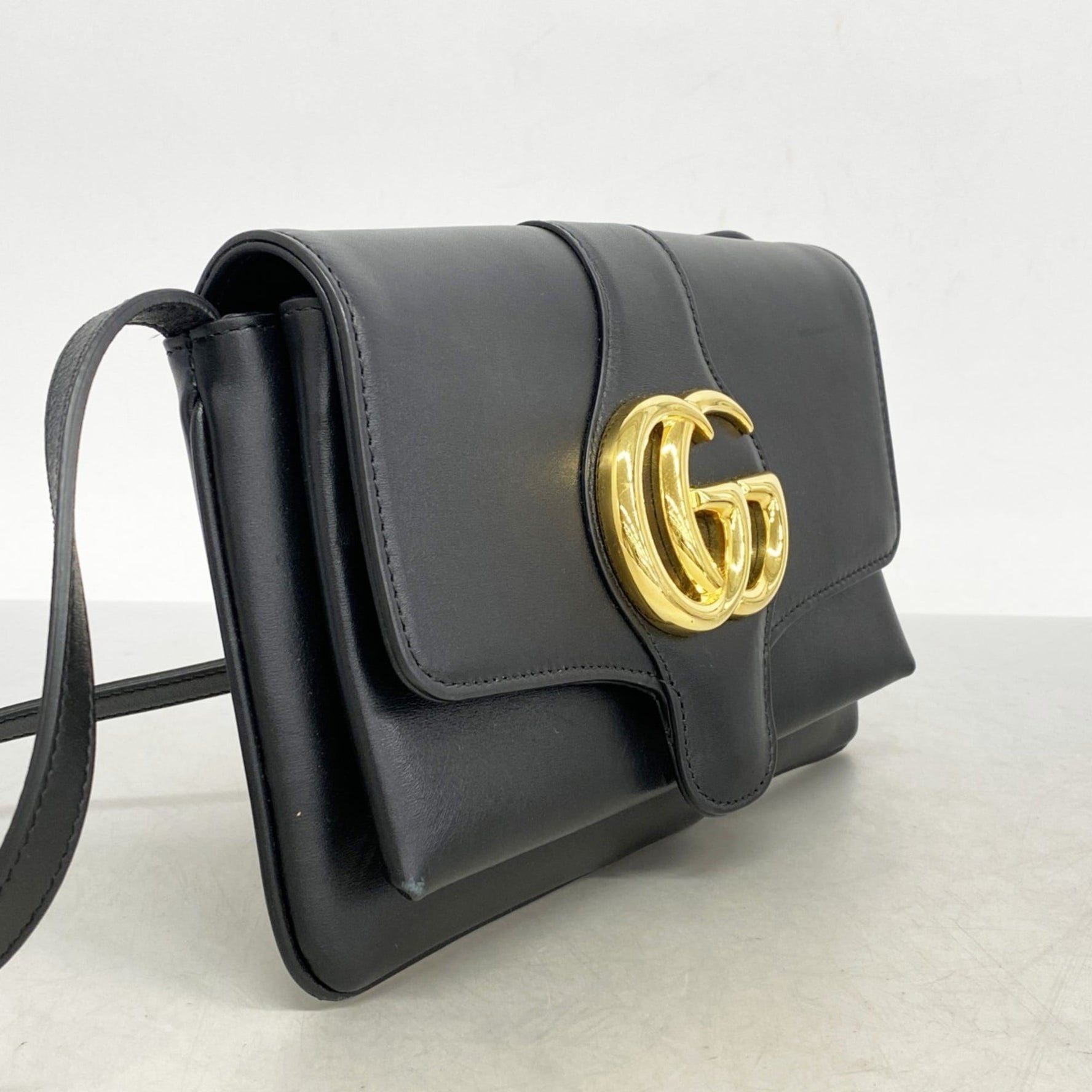 Gucci Shoulder Bag Leather