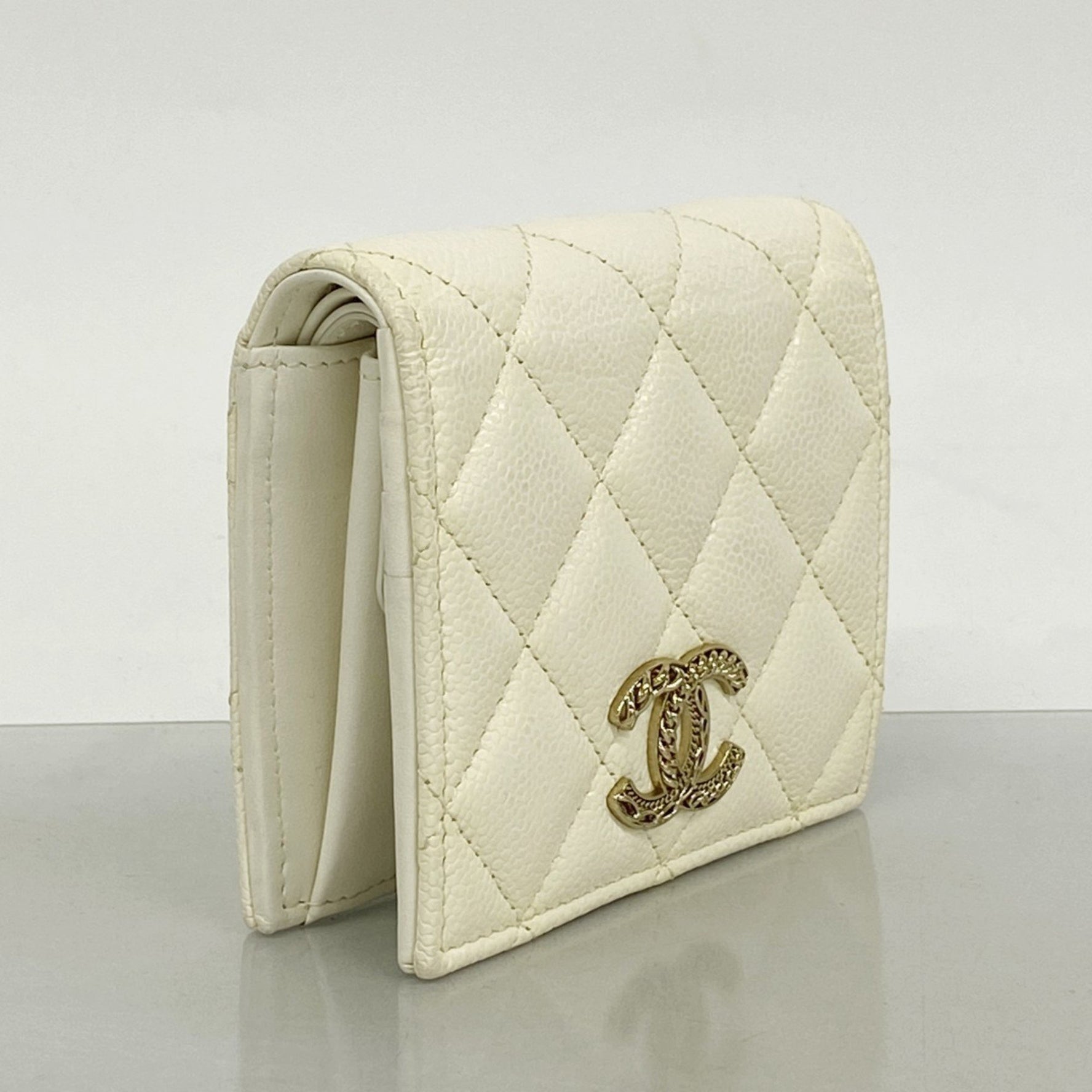 Chanel Matelasse Caviar Leather Wallet, White, Women's
