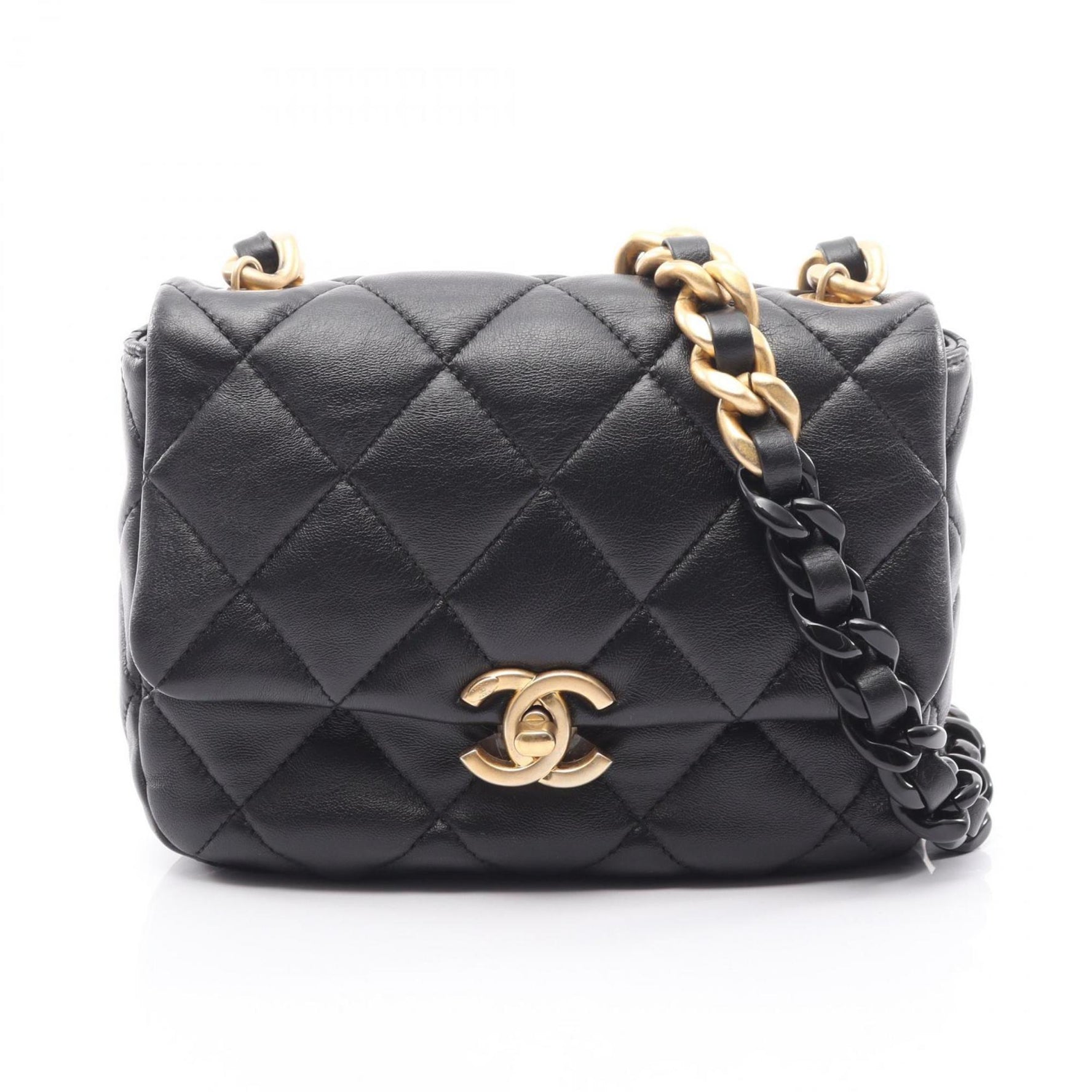 CHANEL Matelasse Shoulder Bag, Lambskin Leather