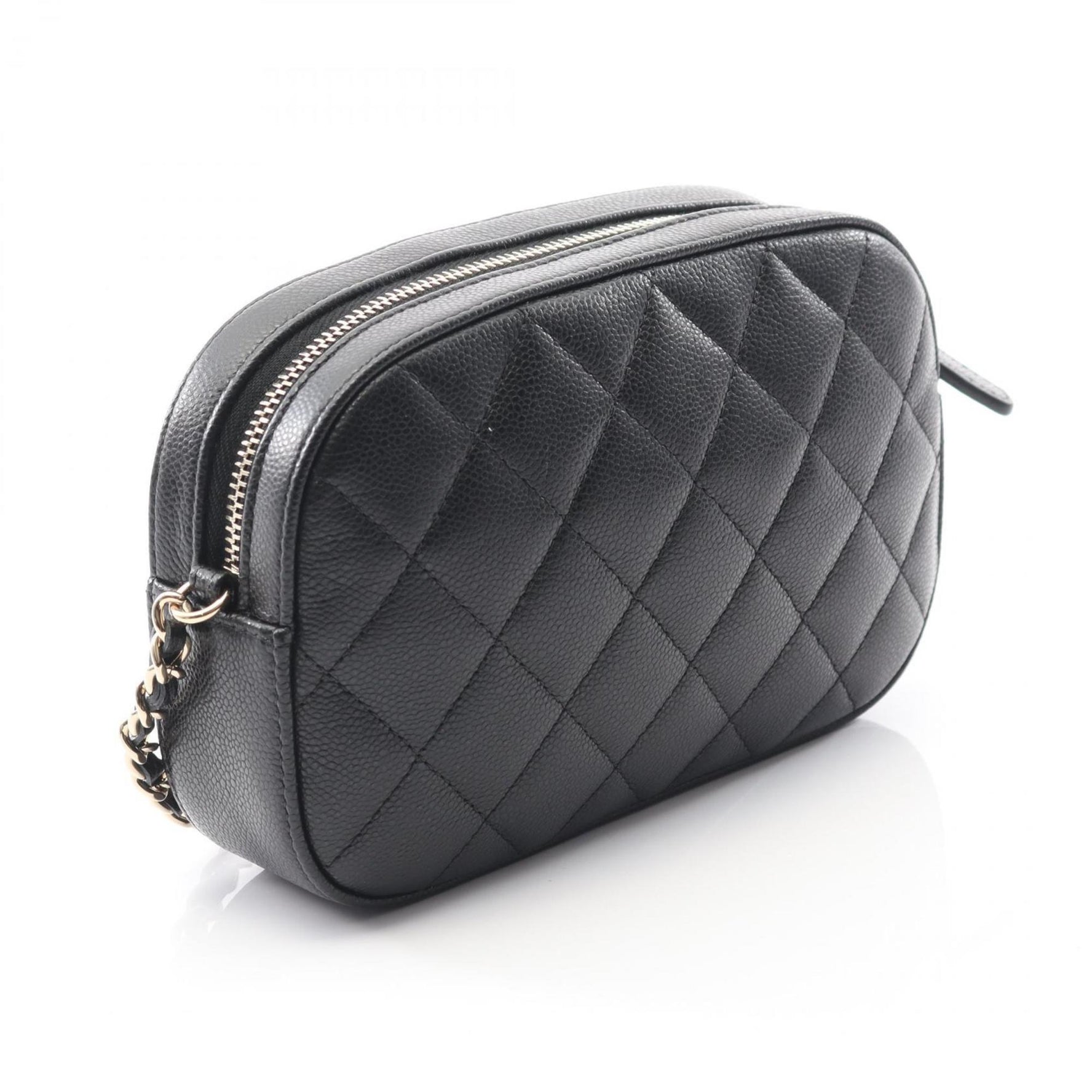 CHANEL Matelasse Shoulder Bag in Grained Calfskin Leather
