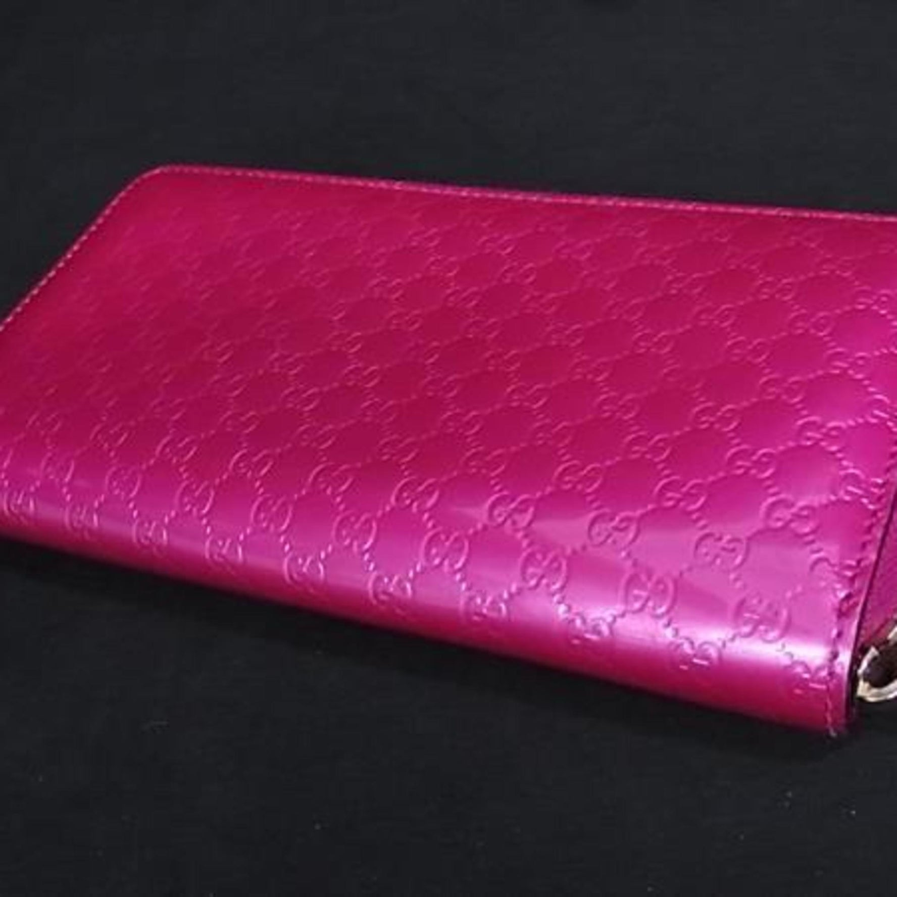 GUCCI Shiny Micro Guccissima Zip-Around Wallet in Pink-Purple Patent Leather