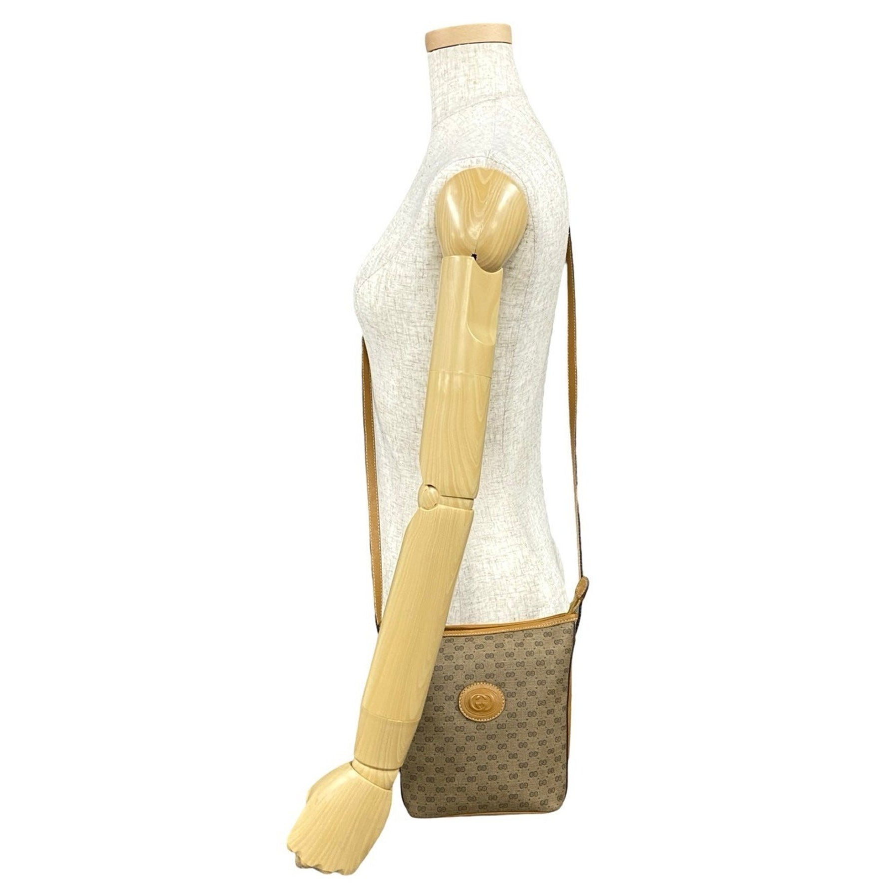 GUCCI Vintage Micro GG Logo Leather Mini Shoulder Bag/Pochette in Brown