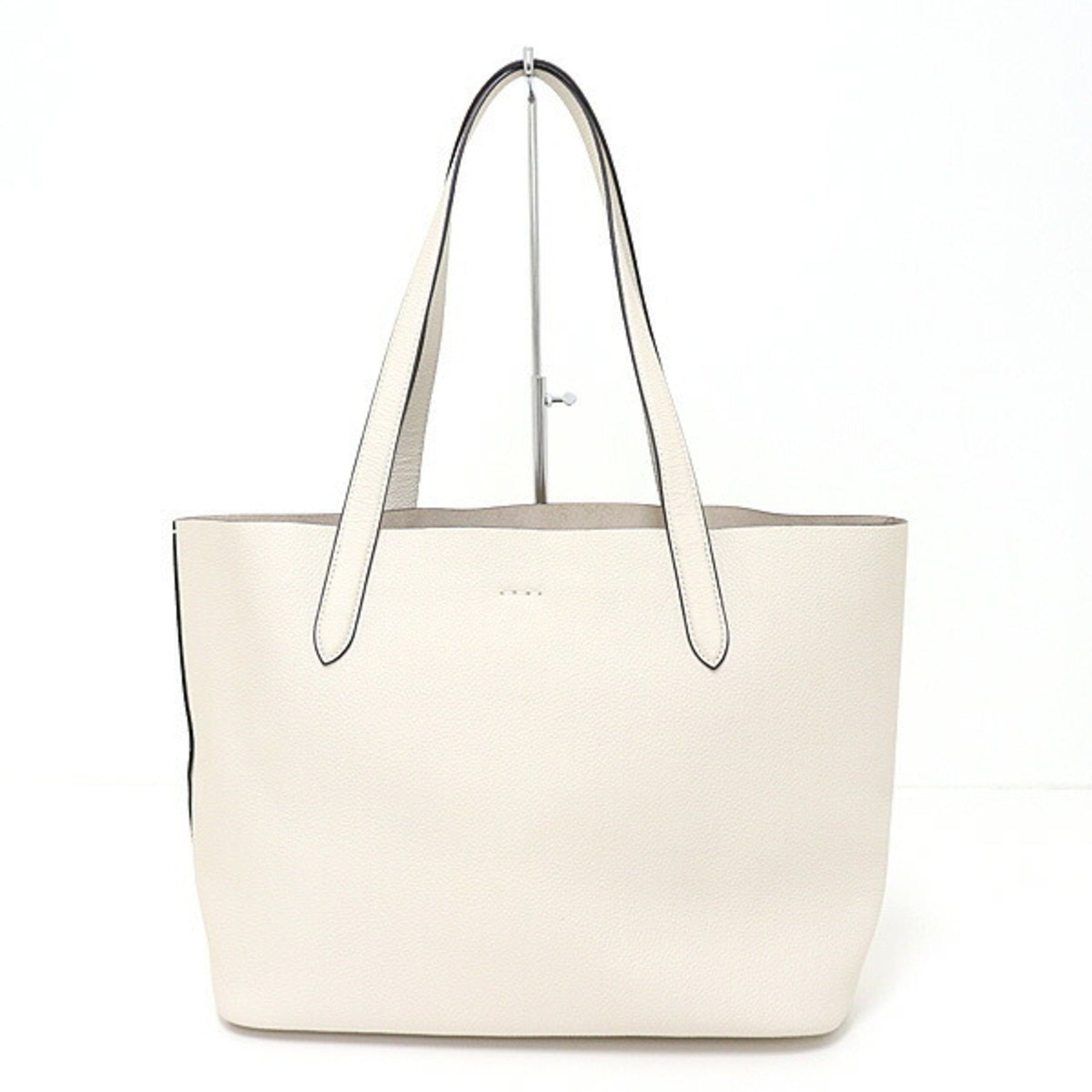 COACH Cameron Tote in Natural Pebble Leather with Chalk, Outlet