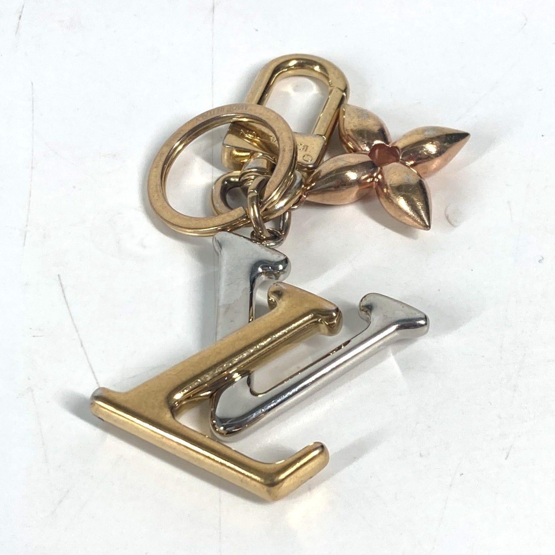 Louis Vuitton LV logo keychain, New Wave bag charm, accessory, metal, ladies, multicolor