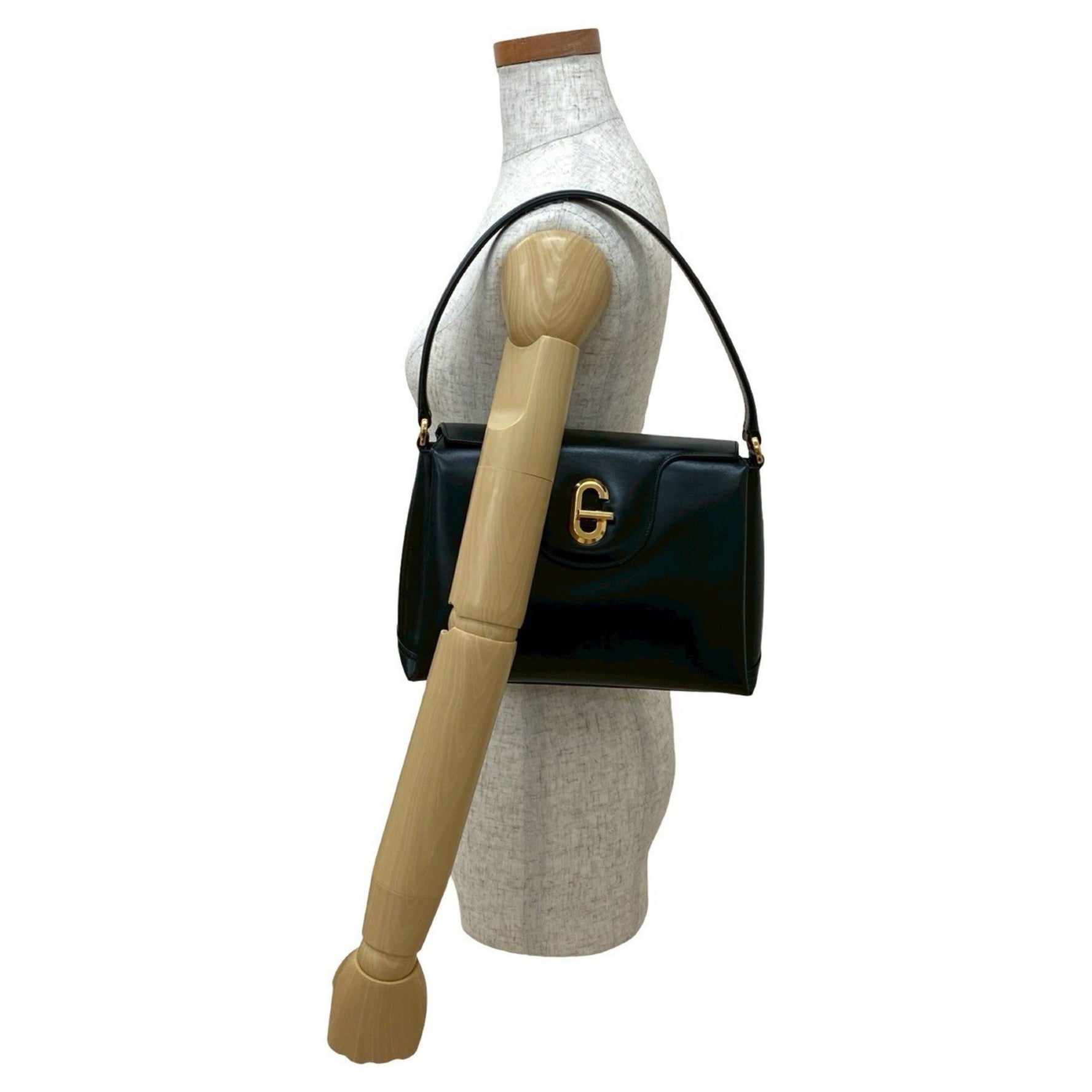 GUCCI Old G Logo Turnlock Hardware Calfskin Leather Handbag in 804-4