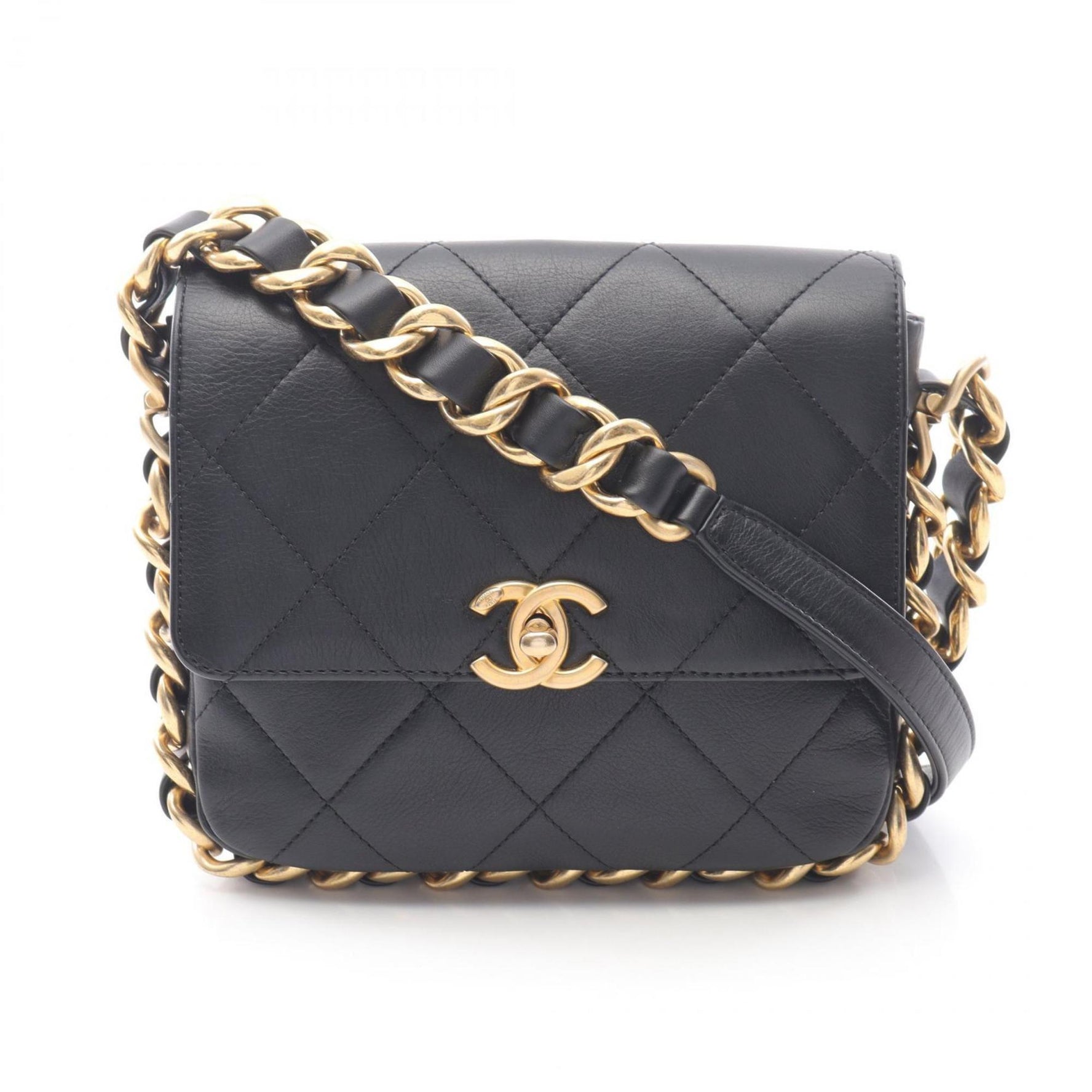 CHANEL Matelasse Small Flap Shoulder Bag in Lambskin Leather