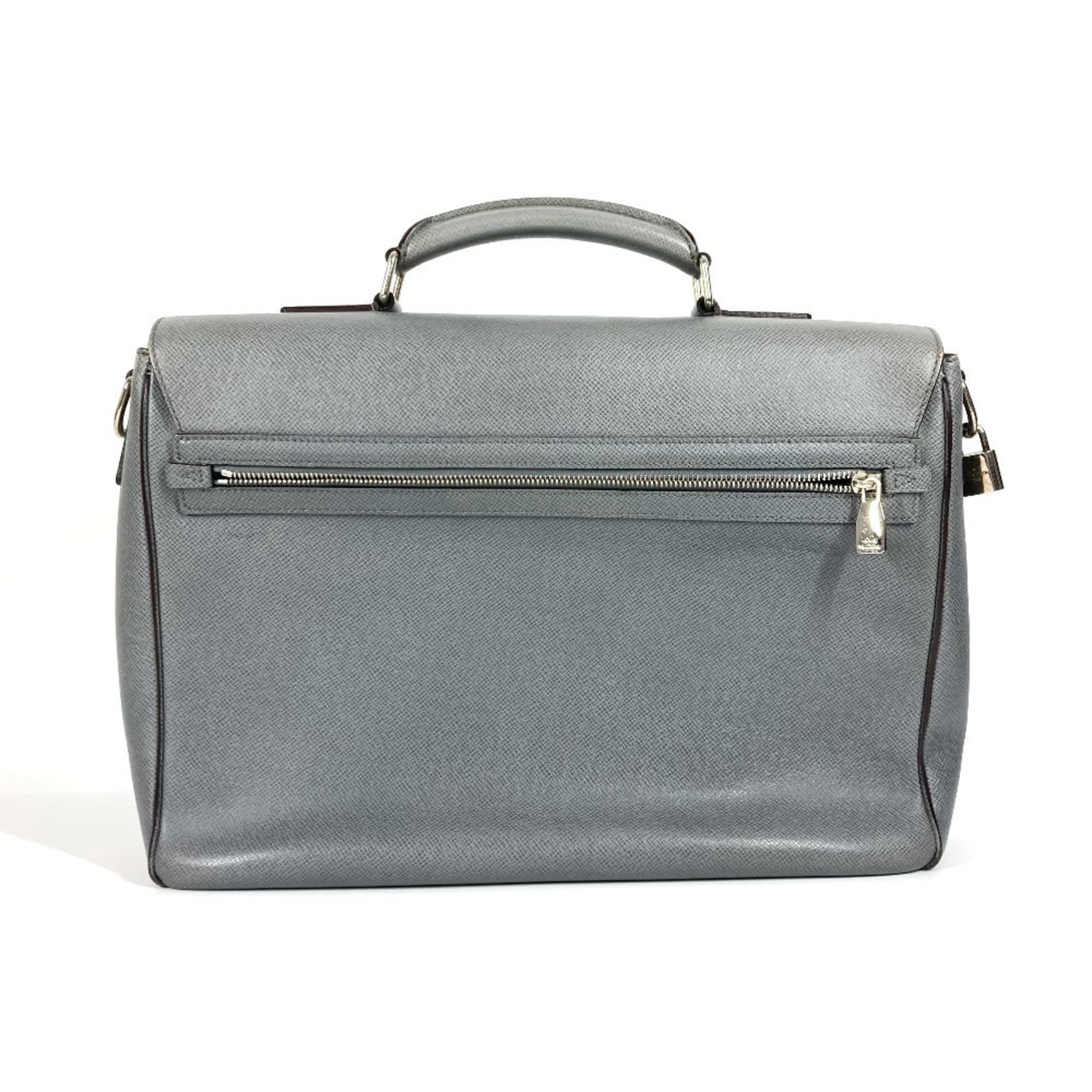 Louis Vuitton Taiga Vasili GM bag Shoulder Handbag Crossbody Business leather Glacier Gray