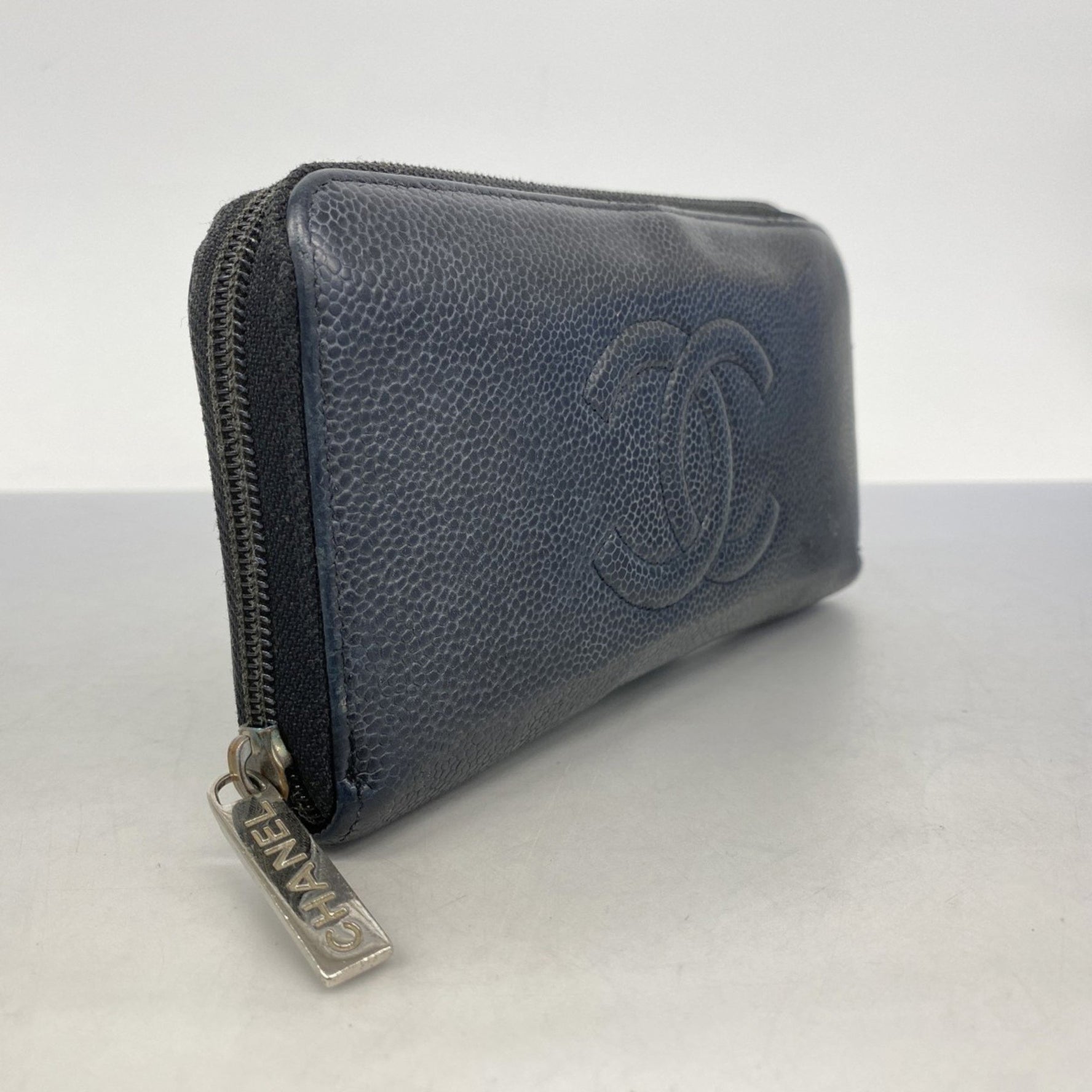 Chanel long wallet in caviar skin, black, for women